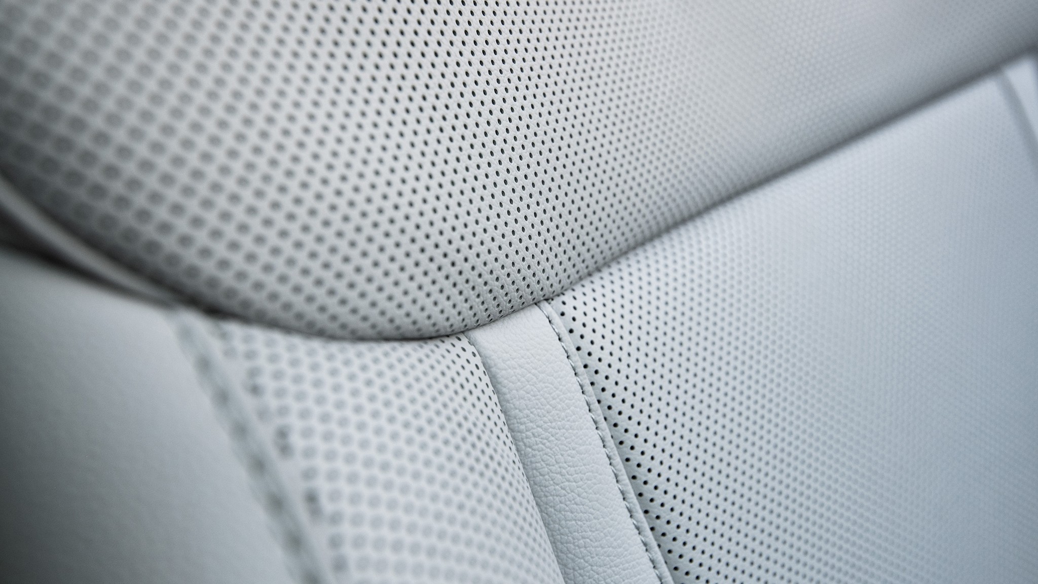 2025 hyundai tucson hybrid perforated leather 019
