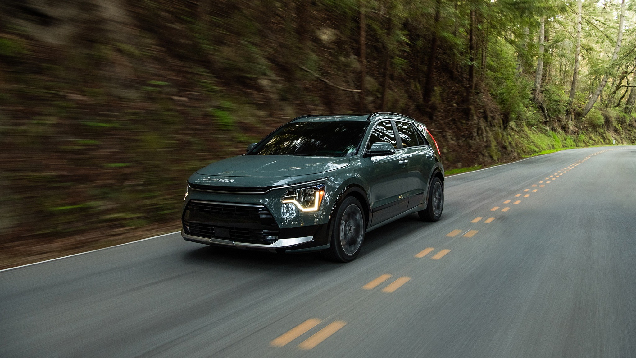 2025 Kia Niro   17