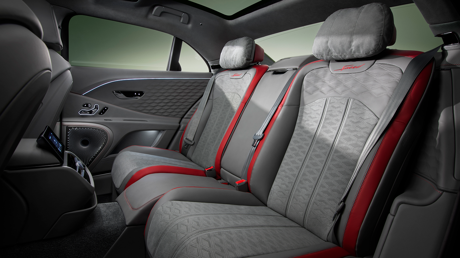 2025 Bentley Flying Spur Hybrid 1