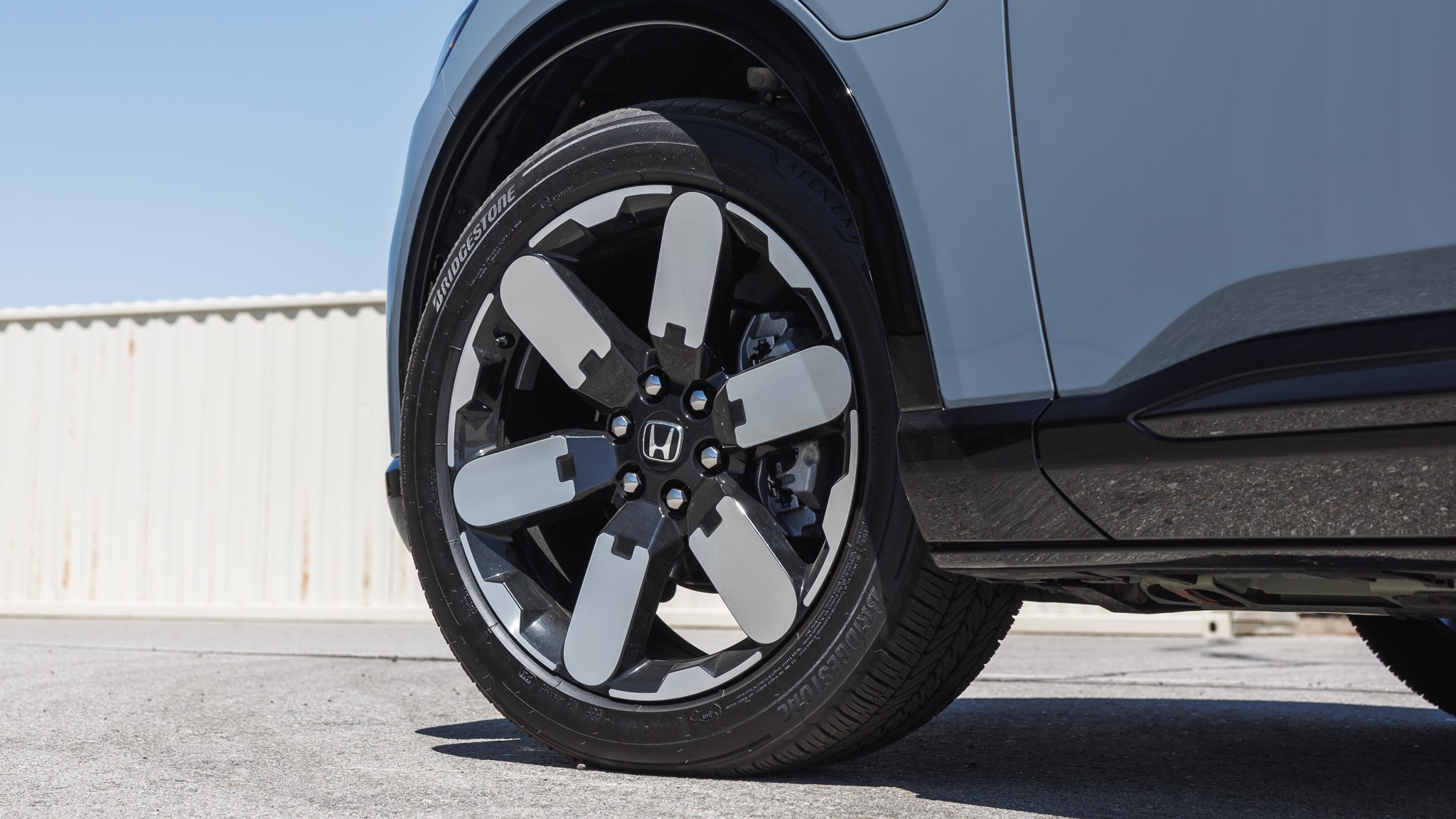 011 2024 Honda Prologue AWD Elite wheel