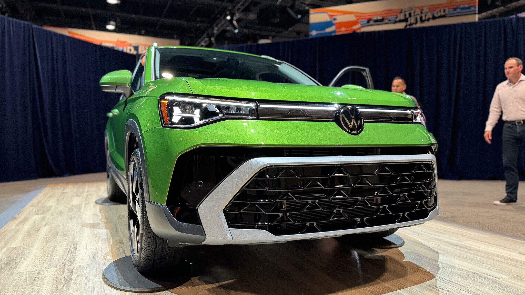 2025 Volkswagen Taos 17