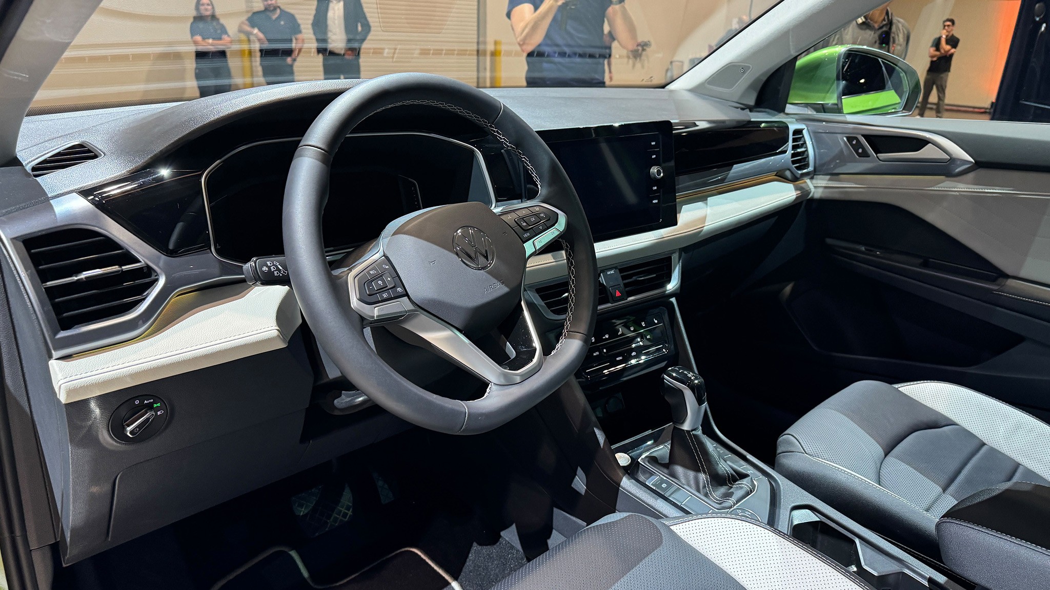 2025 Volkswagen Taos 27