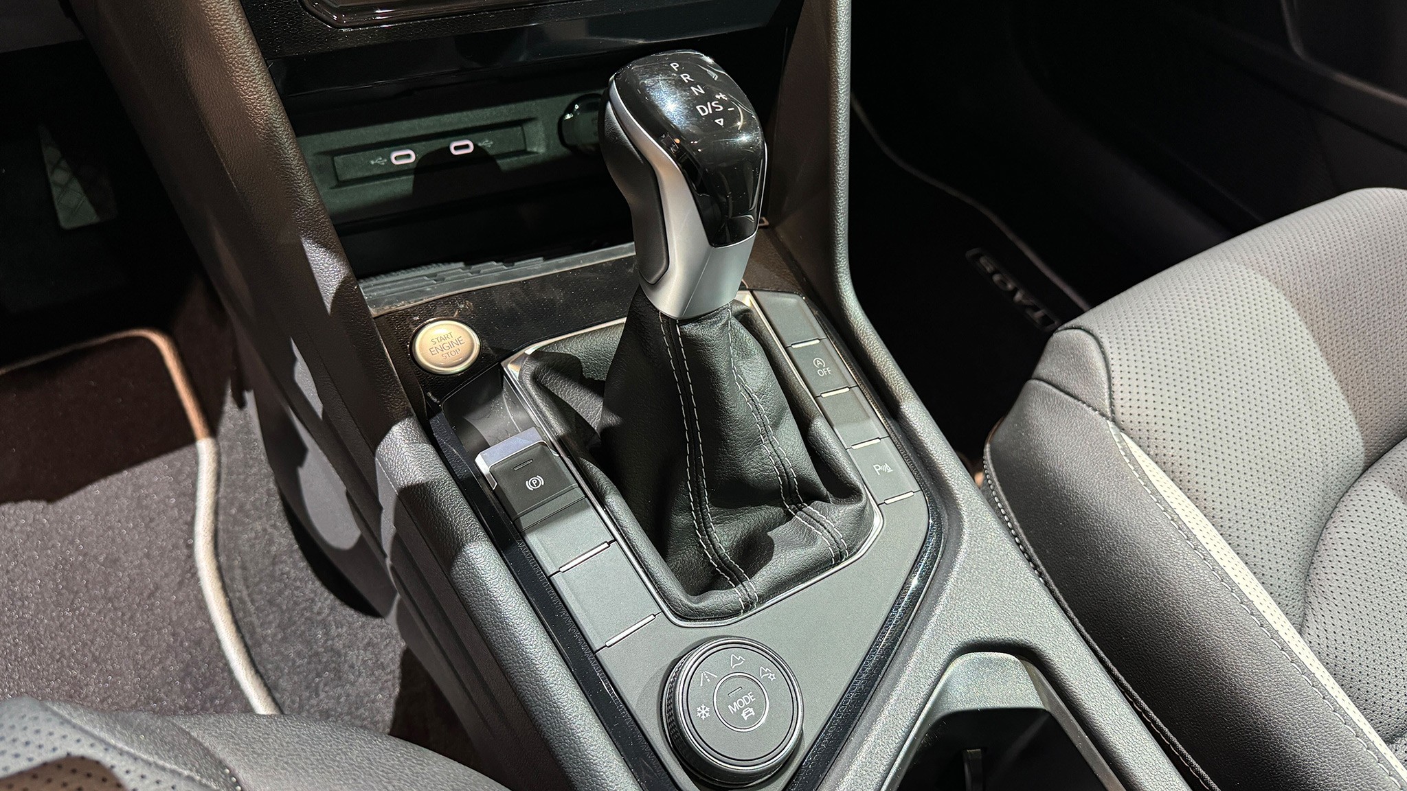 2025 Volkswagen Taos 28