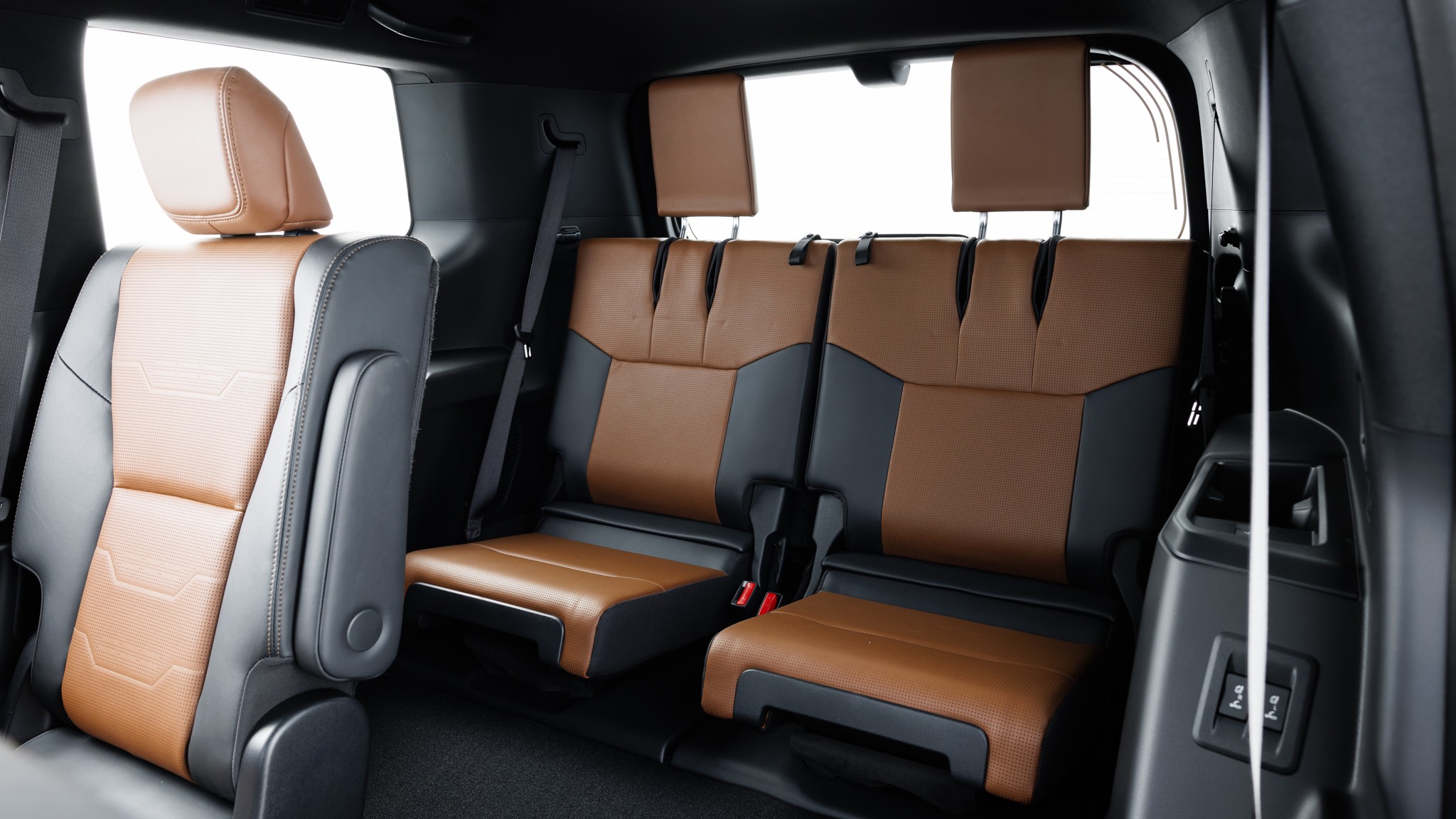 008 2024 Lexus GX 550 Luxury third row