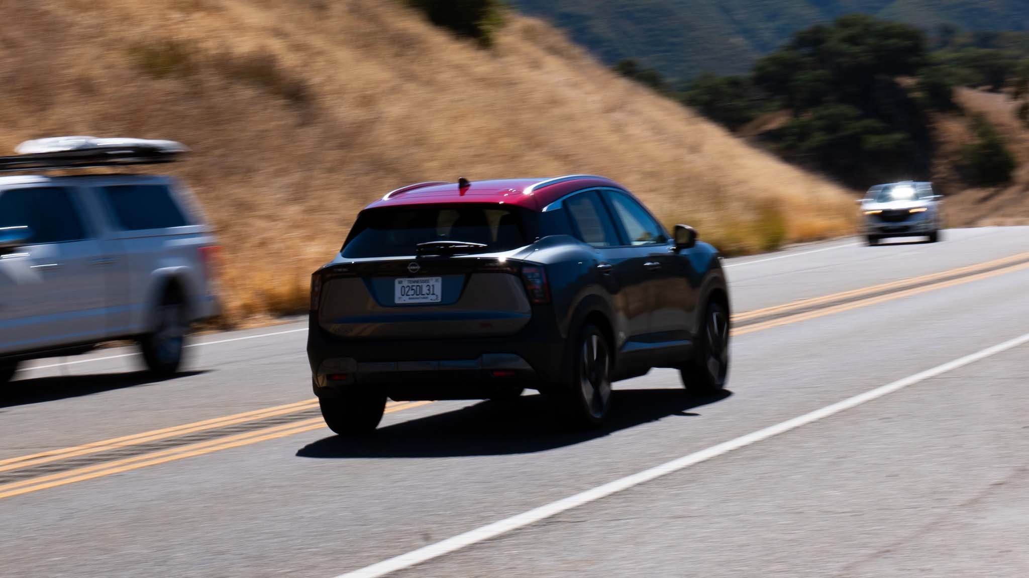 002 2025 nissan kicks compact