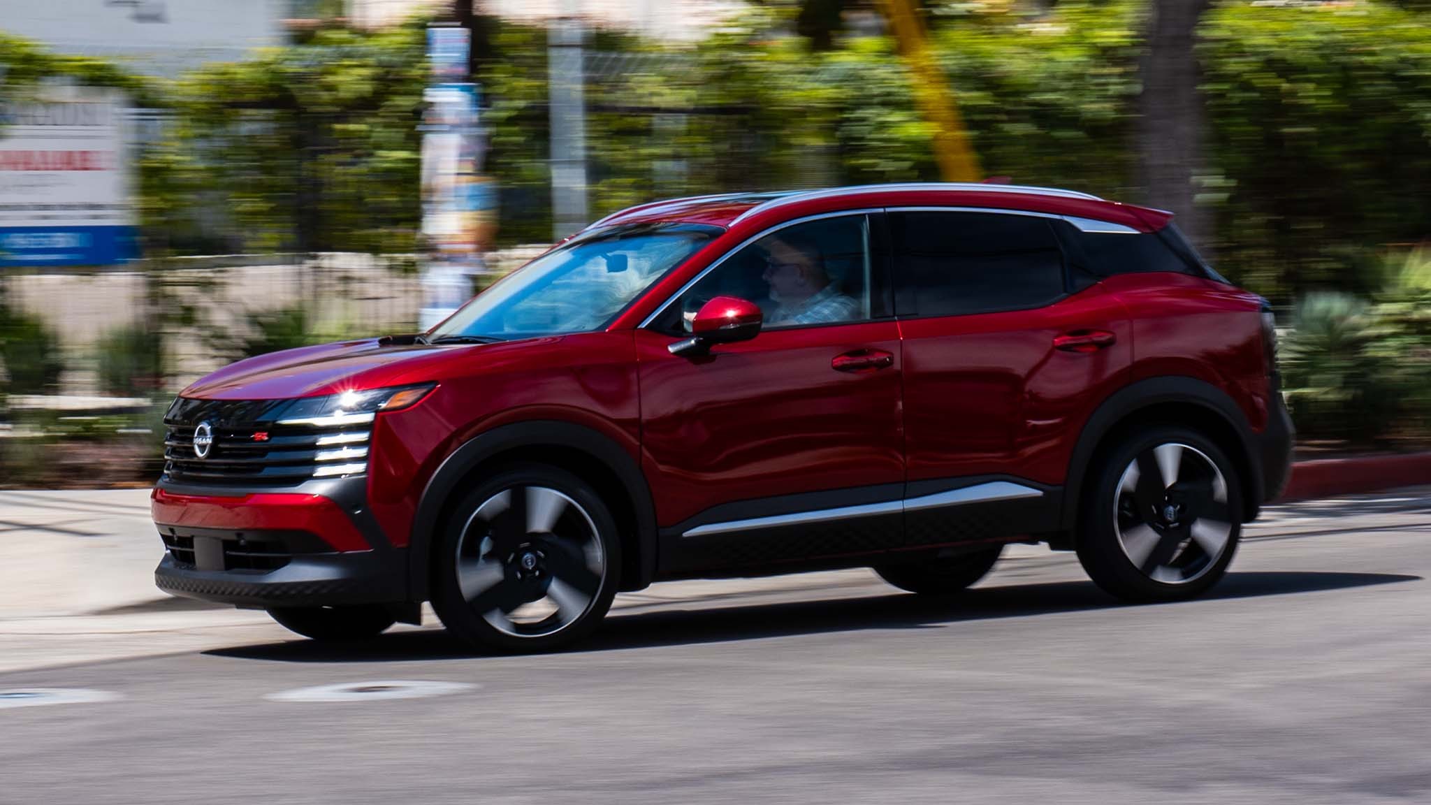 003 2025 nissan kicks compact