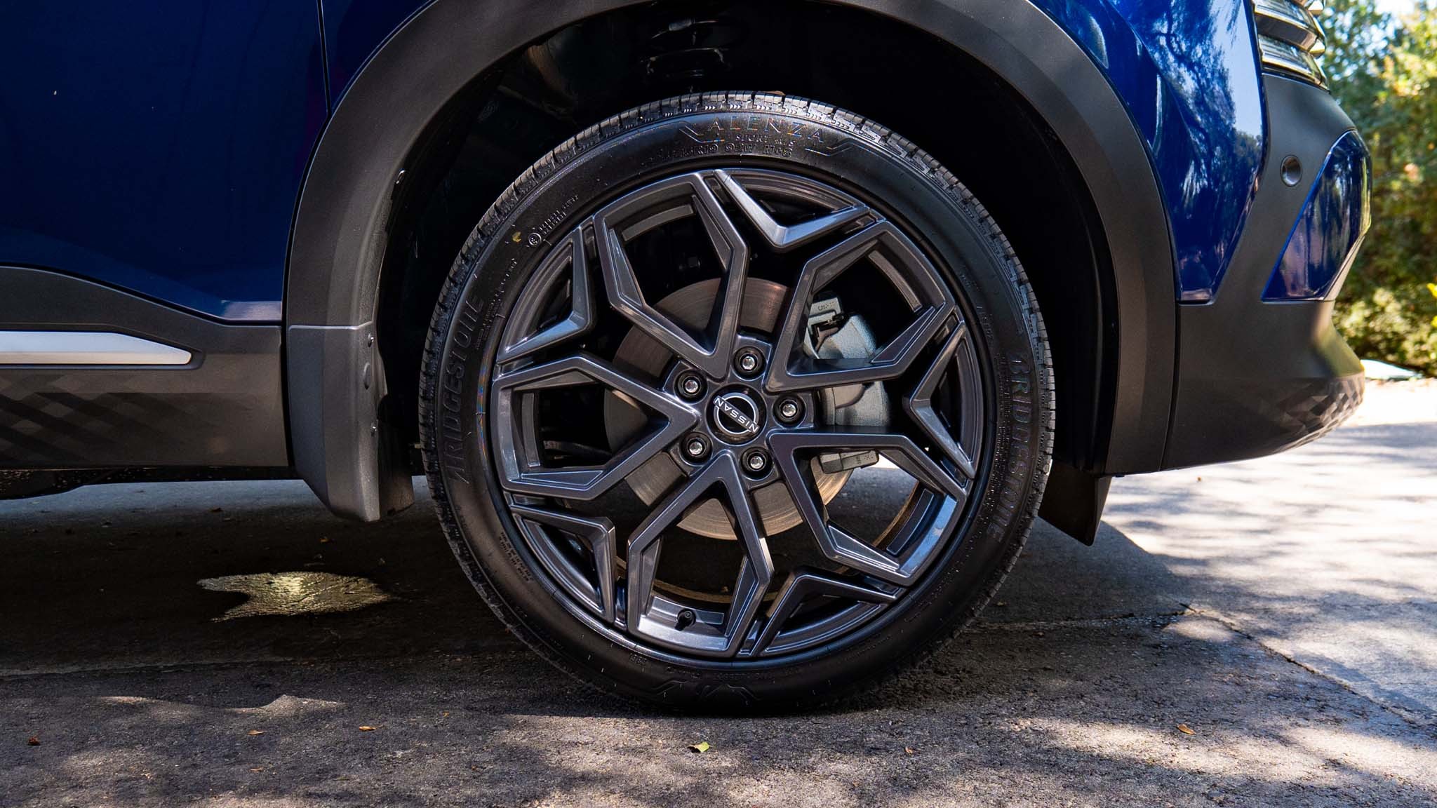 010 2025 nissan kicks compact