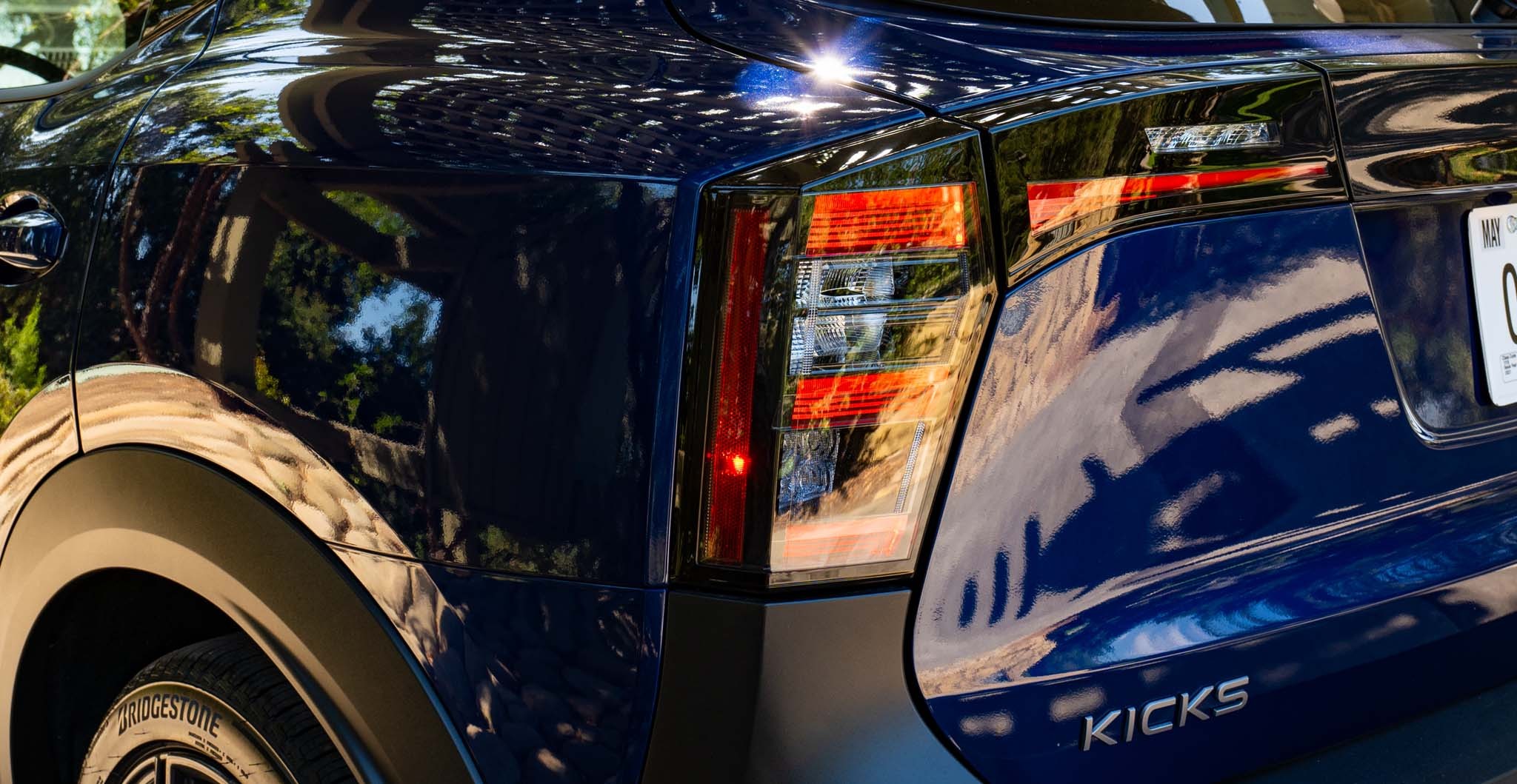 012 2025 nissan kicks compact