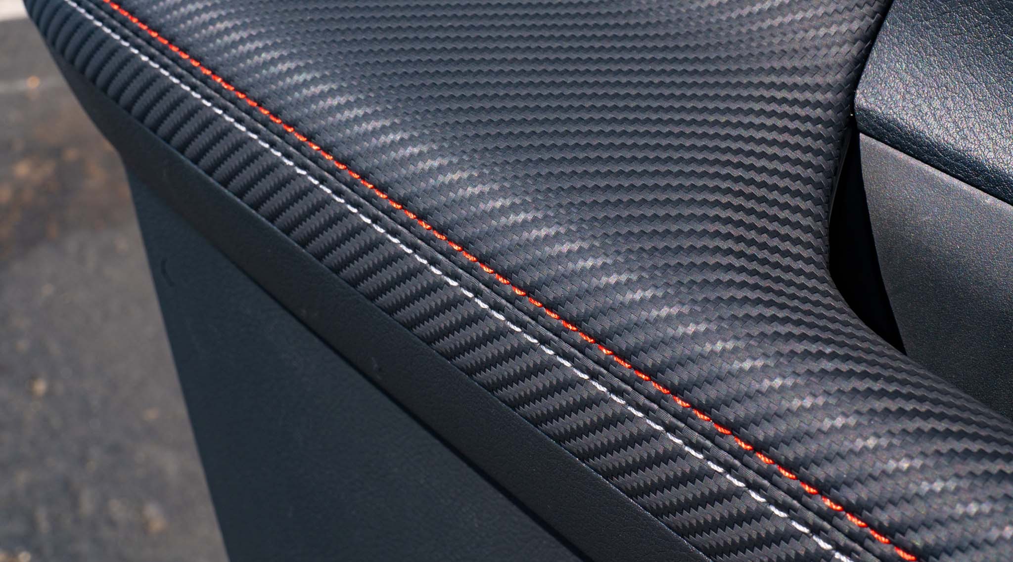 016 2025 nissan kicks compact