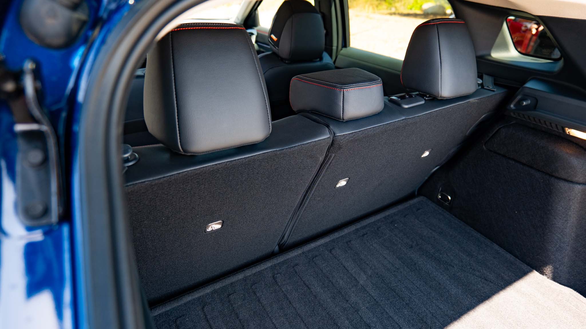 018 2025 nissan kicks compact