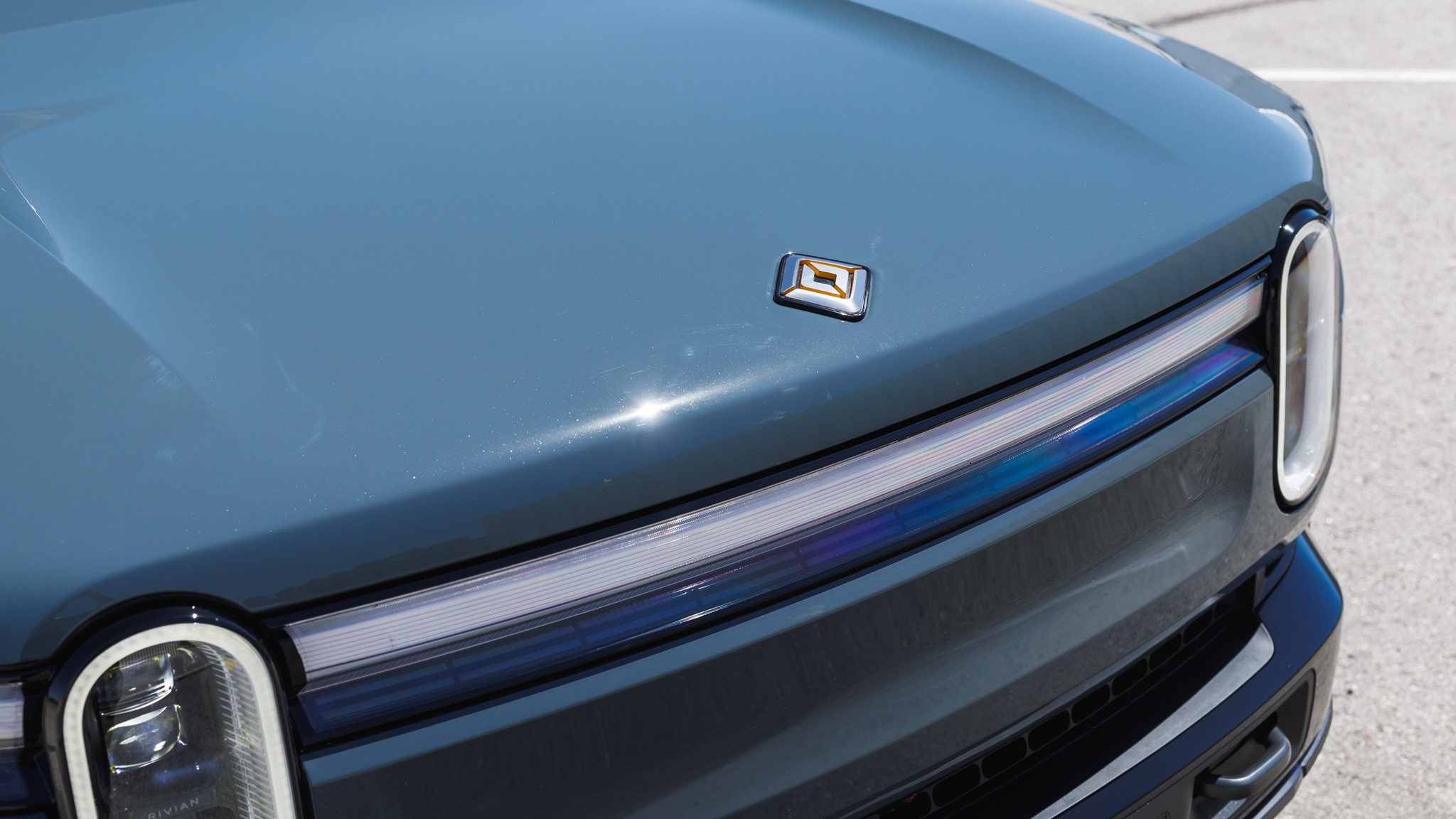 013 2025 Rivian R1S Quad Max