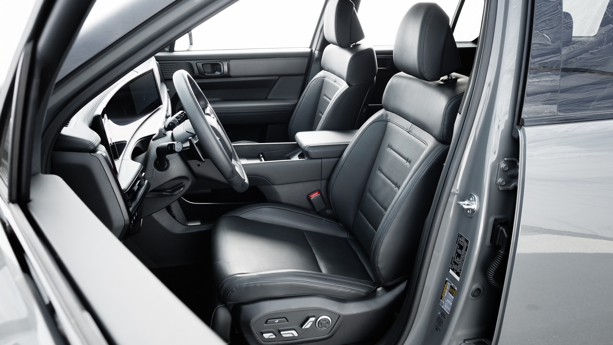 005 2024 Hyundai Santa Fe AWD 2 5T Caligraphy Front Seats