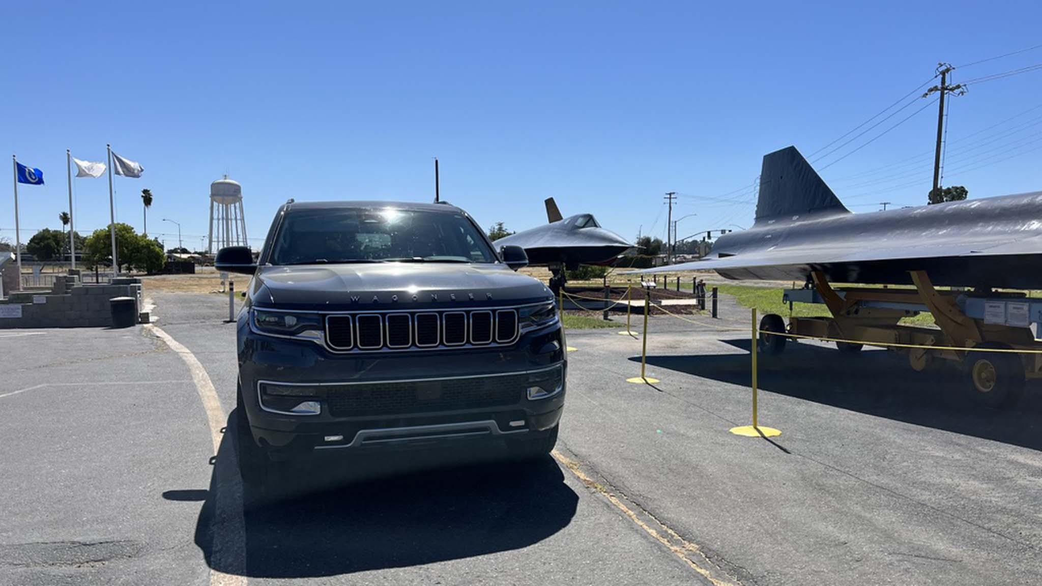 2023 jeep wagoneer yearlong review and  Blackbird
