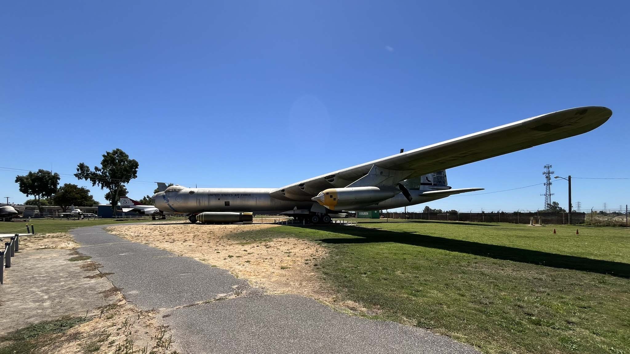 B 36 2023 jeep wagoneer yearlong review