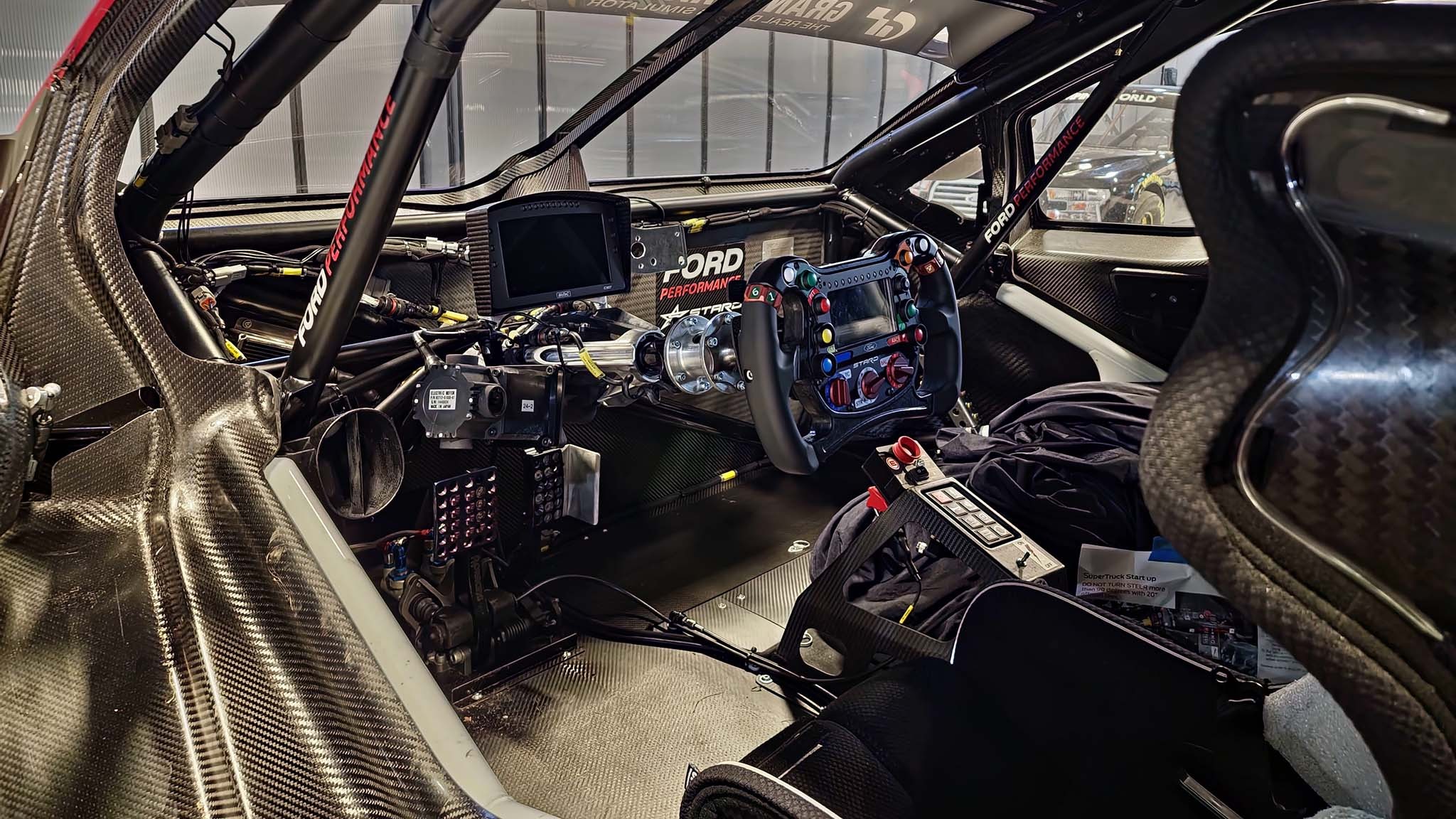 2024 F 150 Lightning Super Truck 004