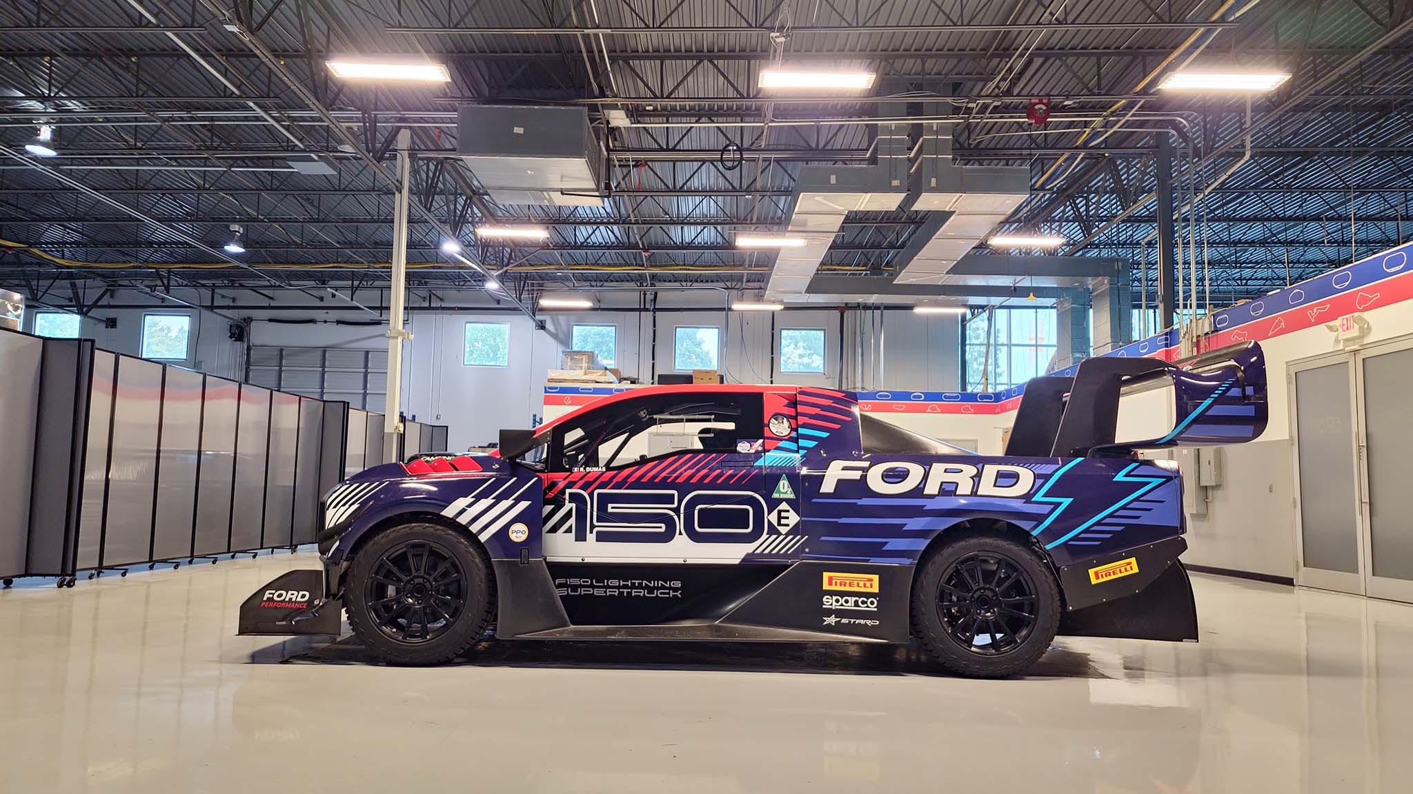 2024 F 150 Lightning Super Truck 009