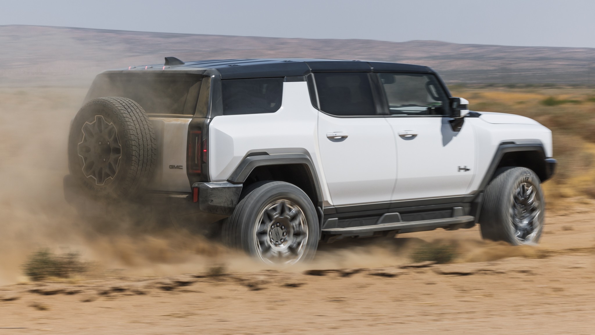 027 2025 GMC Hummer EV