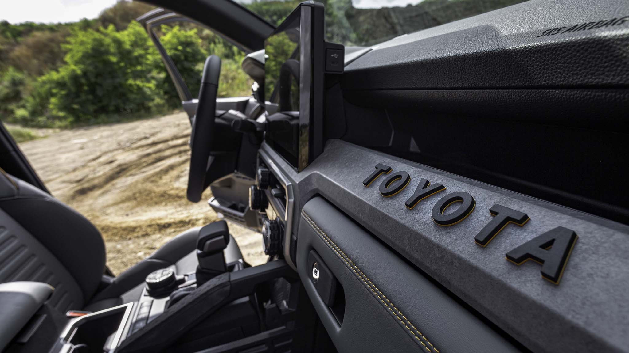 046 2024 Toyota Tacoma Trailhunter