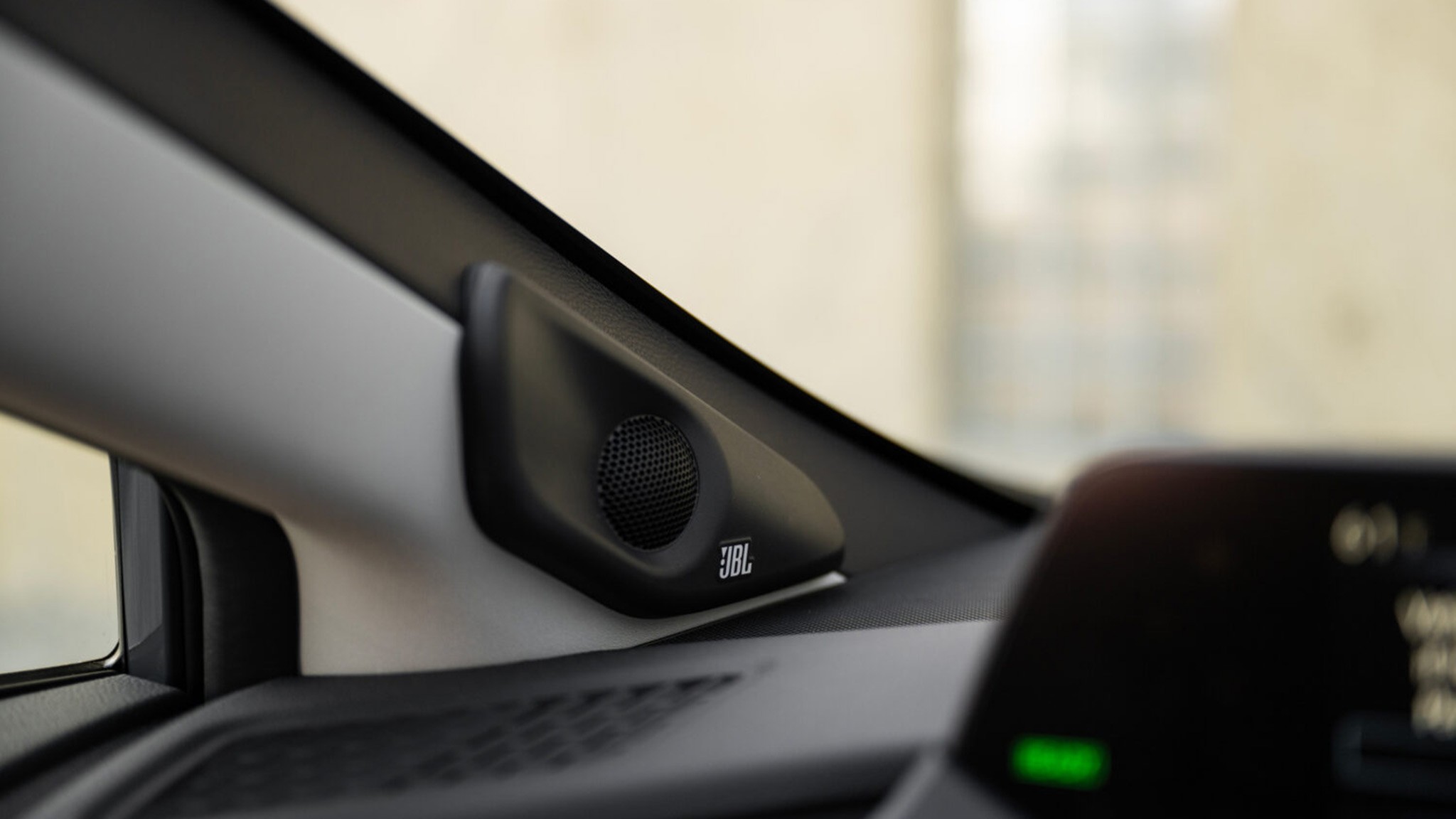 2025 Toyota Prius Plug In Hybrid 5