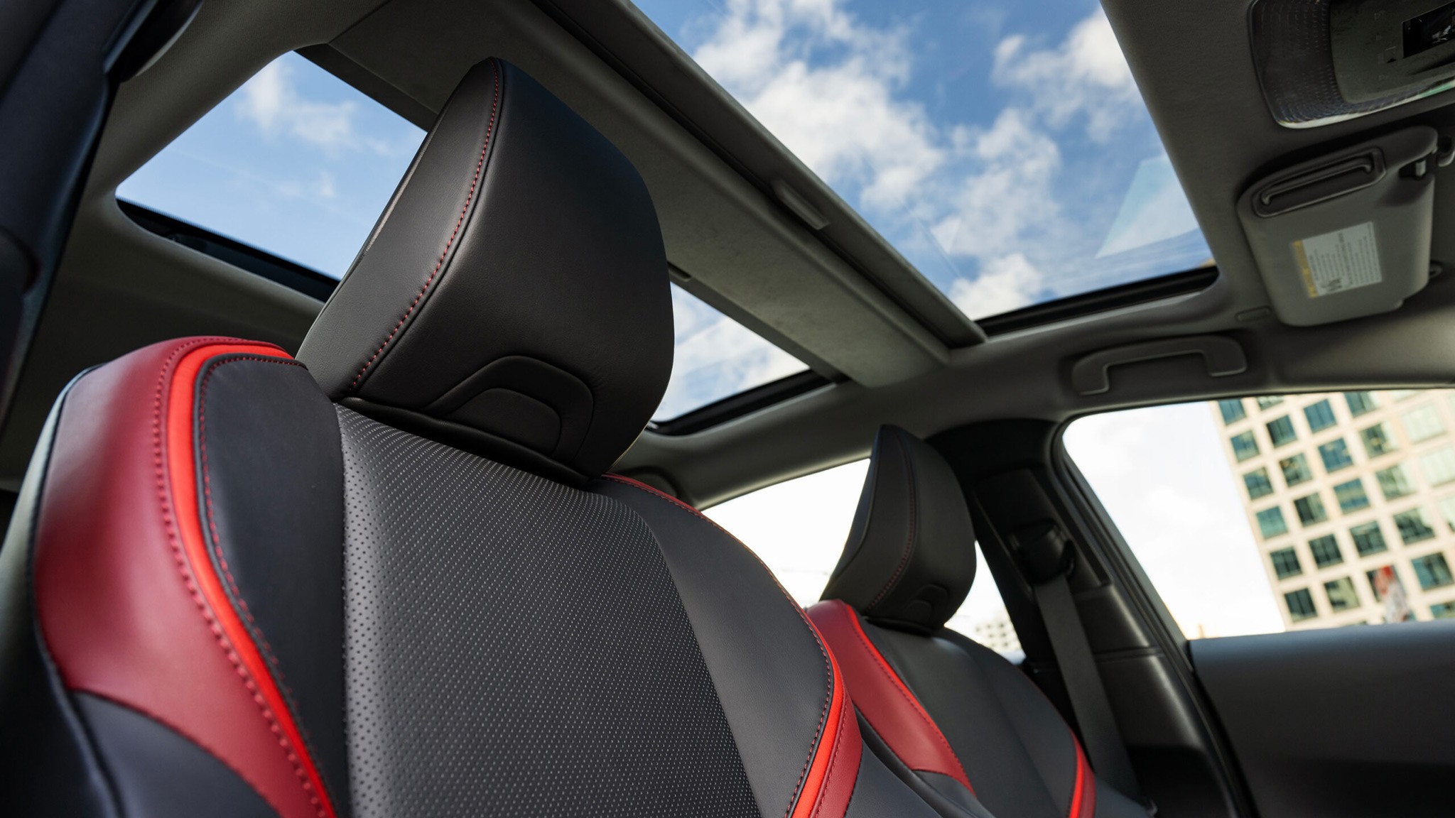 2025 Toyota Prius Plug In Hybrid 9