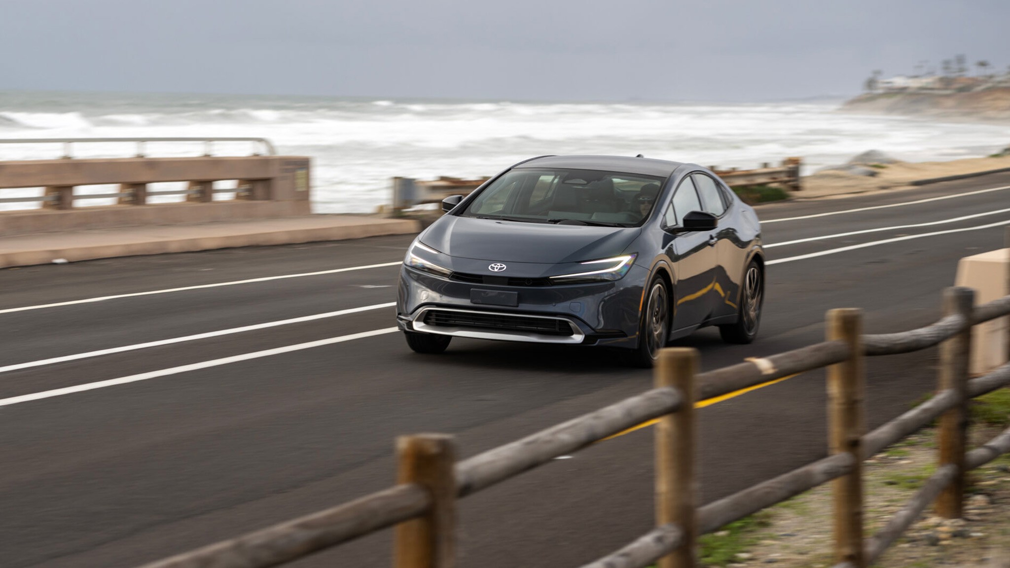 2025 Toyota Prius Plug In Hybrid 17