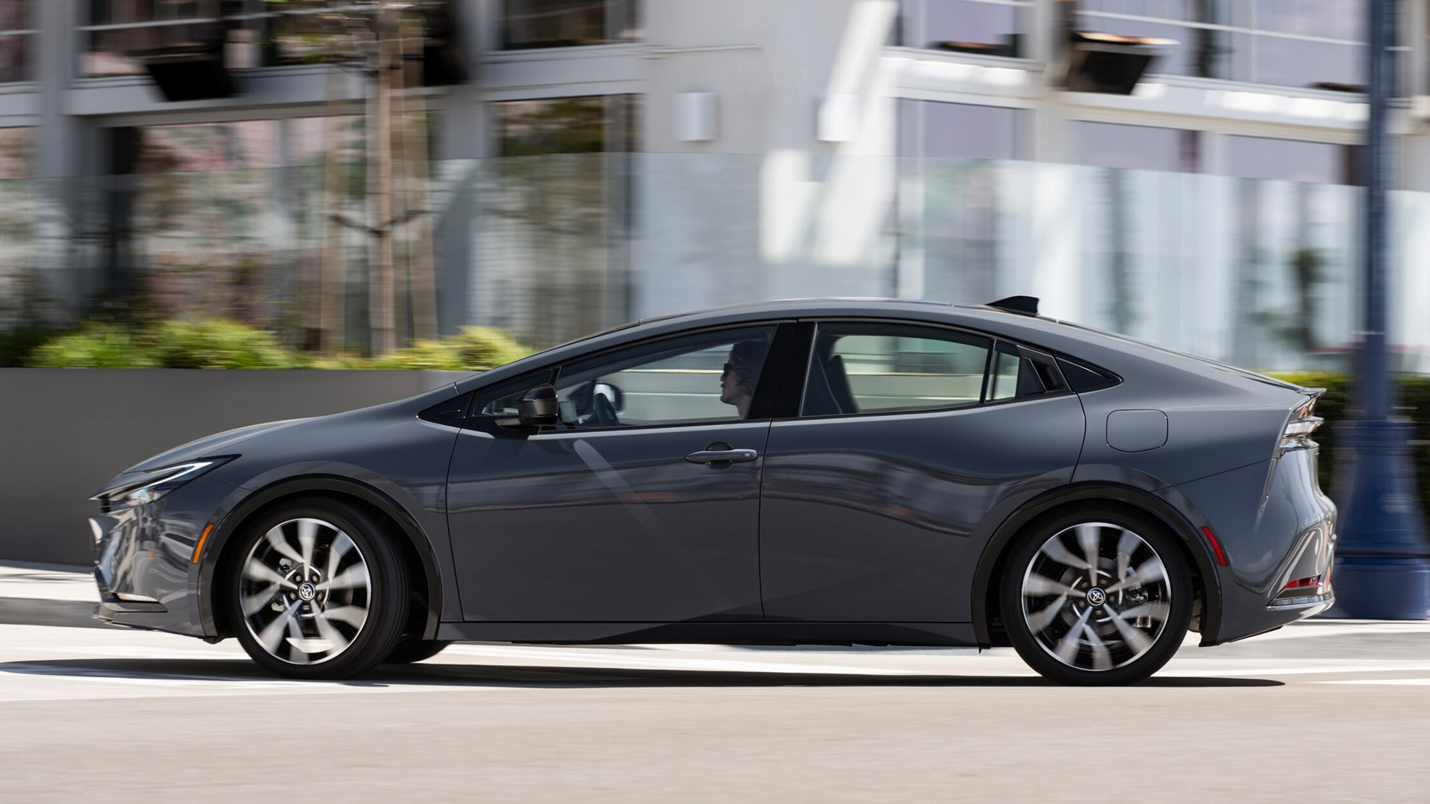 2025 Toyota Prius Plug In Hybrid 18