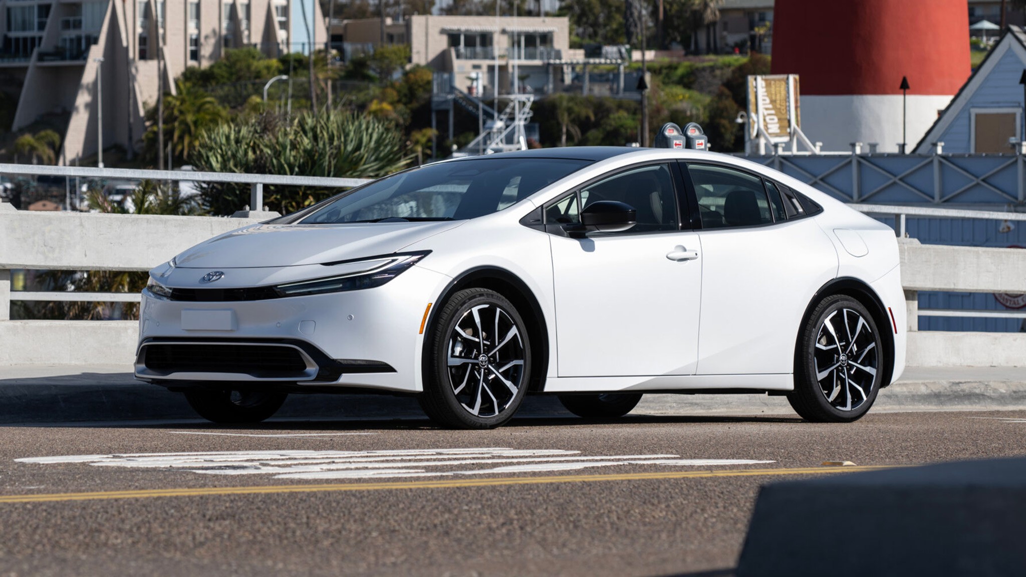 2025 Toyota Prius Plug In Hybrid 28