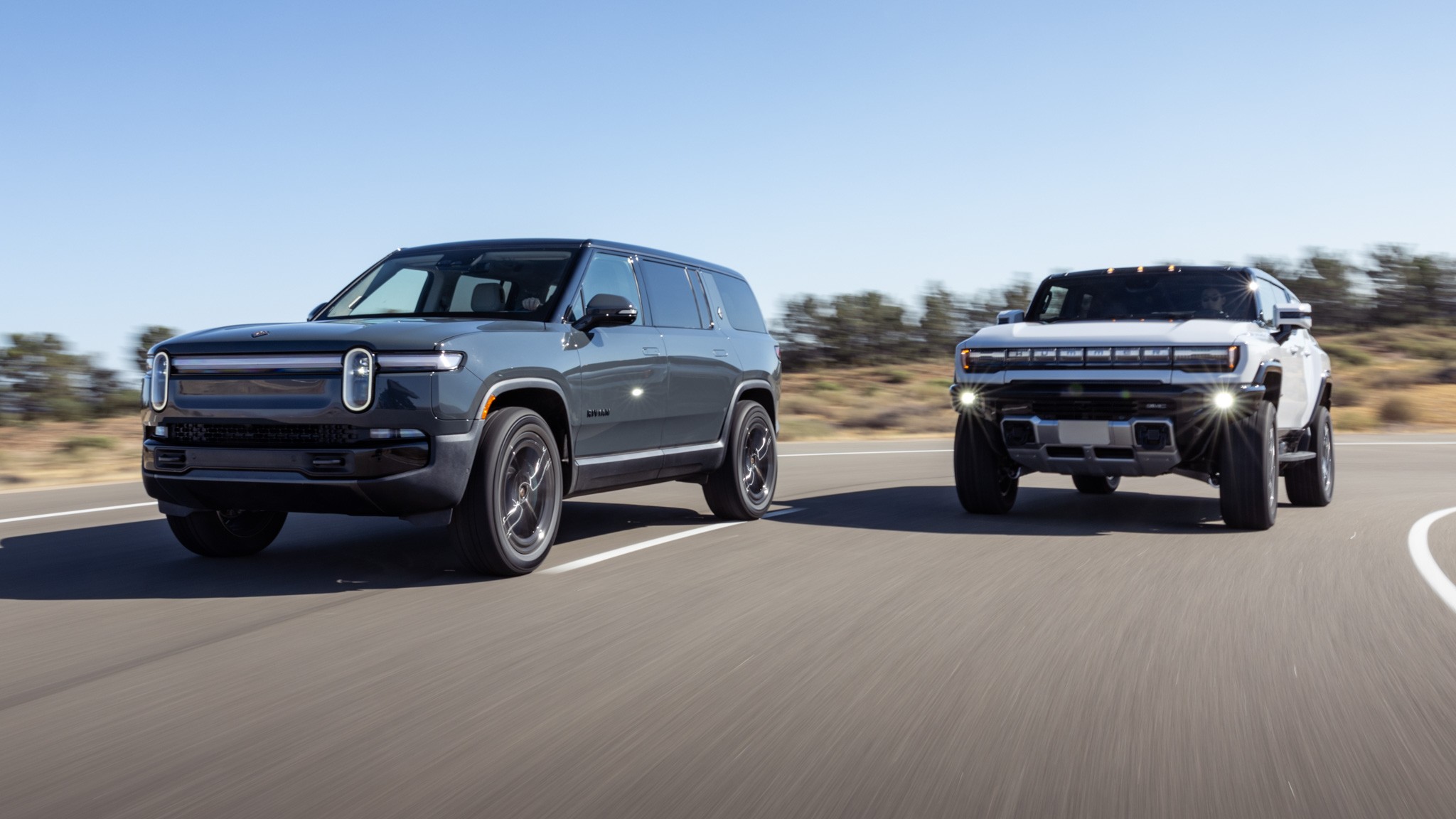 003 2025 Rivian R1S Quad vs Hummer EV