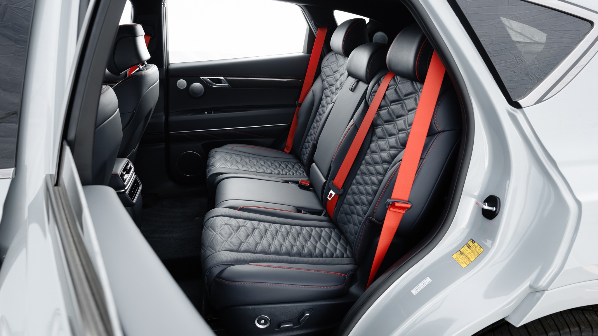 007 2025 Genesis GV80 Coupe rear seats