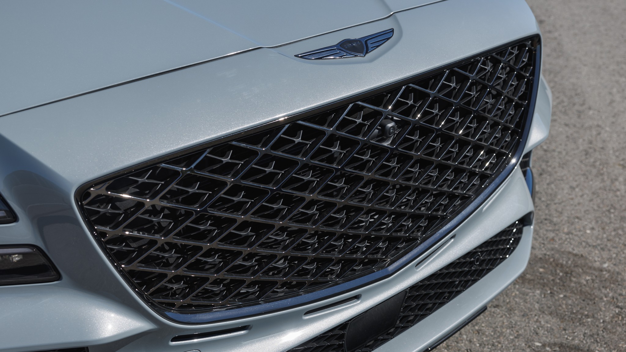 016 2025 Genesis GV80 Coupe grille