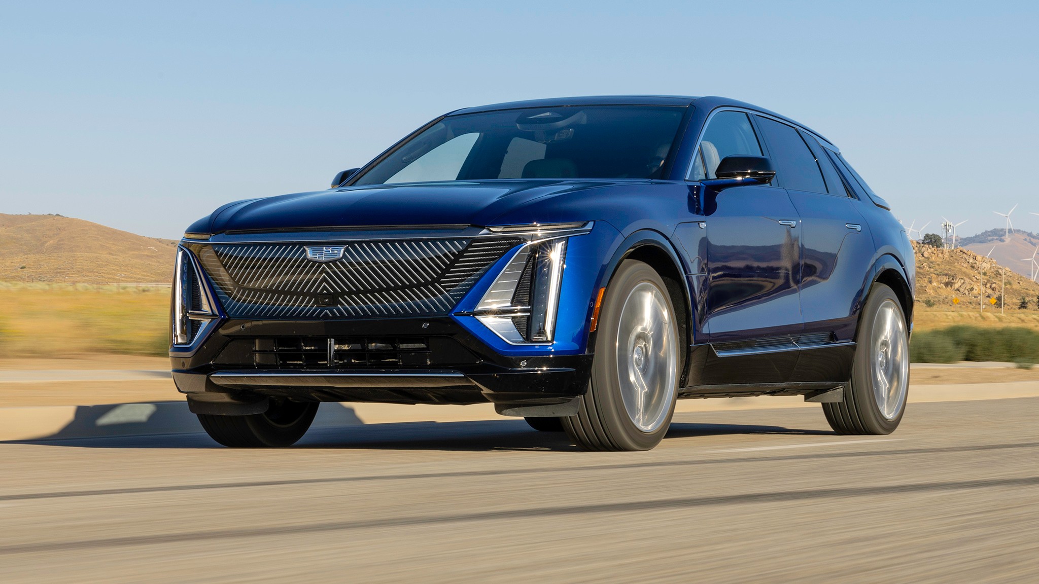 003 2025 Cadillac Lyriq AWD front view