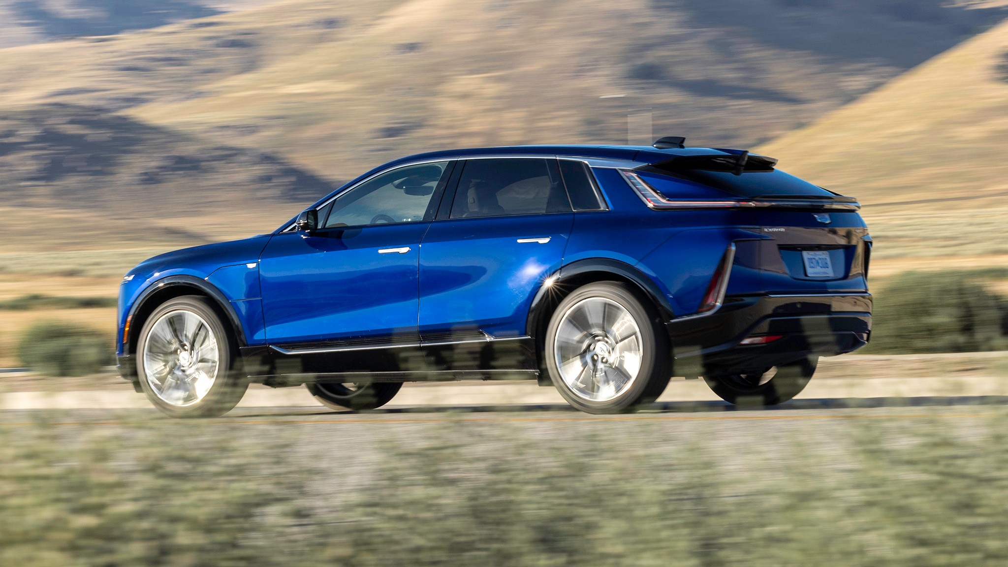 008 2025 Cadillac Lyriq AWD rear view