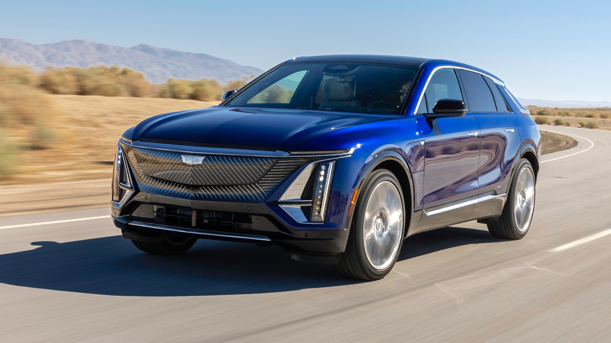 009 2025 Cadillac Lyriq AWD front view