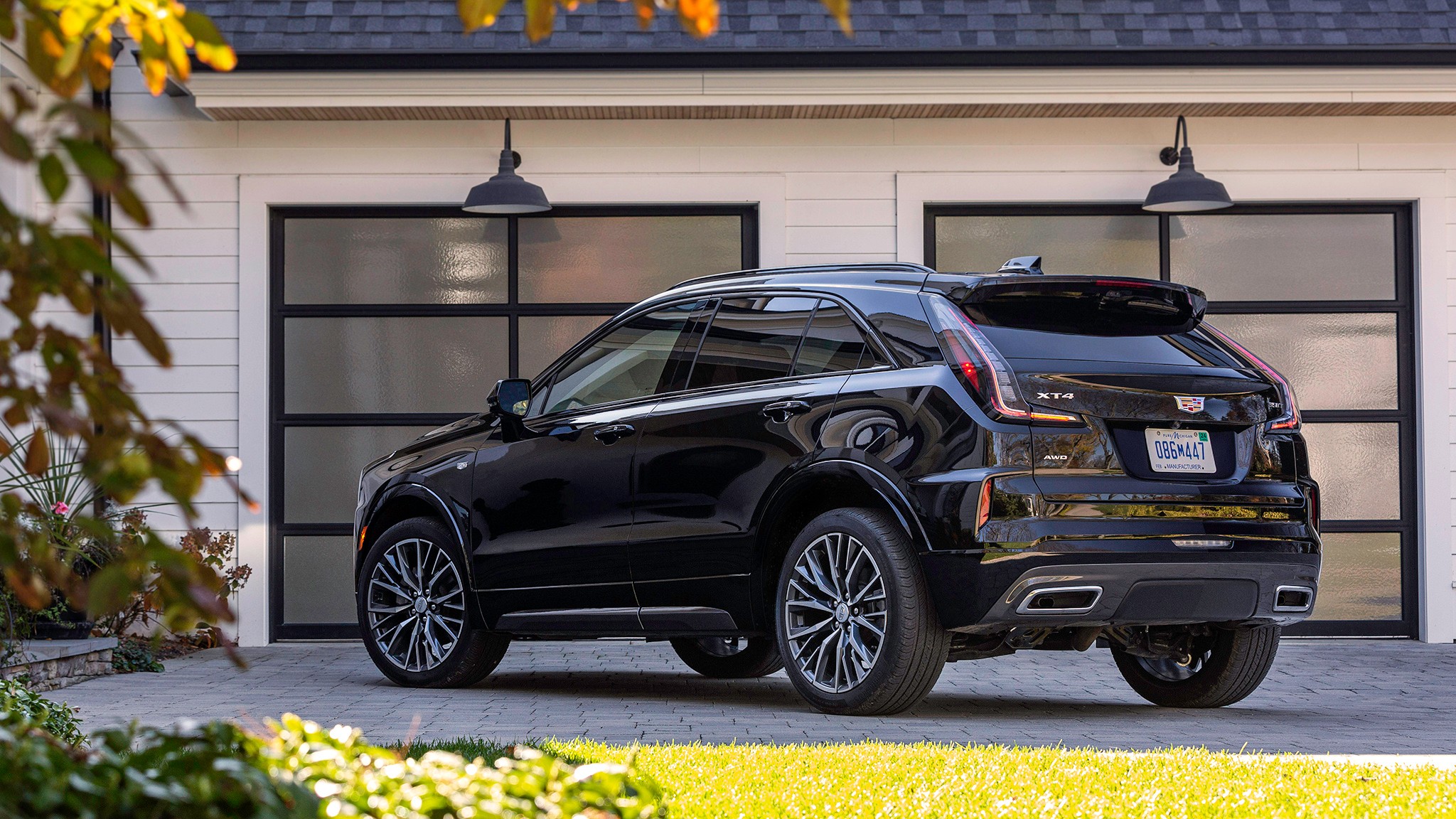 013 2025 Cadillac XT4 Sport AWD rear view