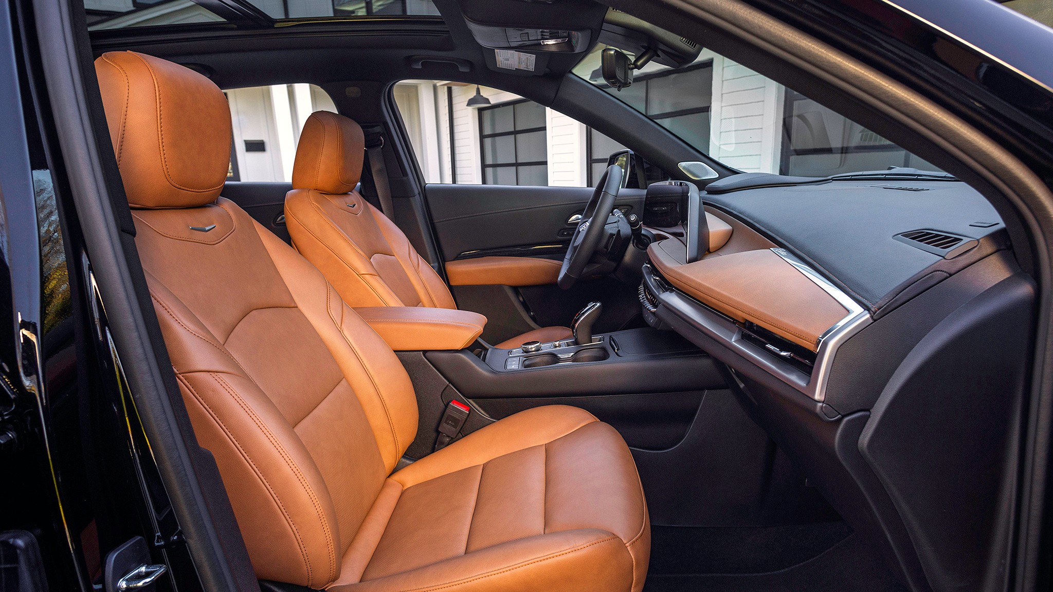 025 2025 Cadillac XT4 Sport AWD interior