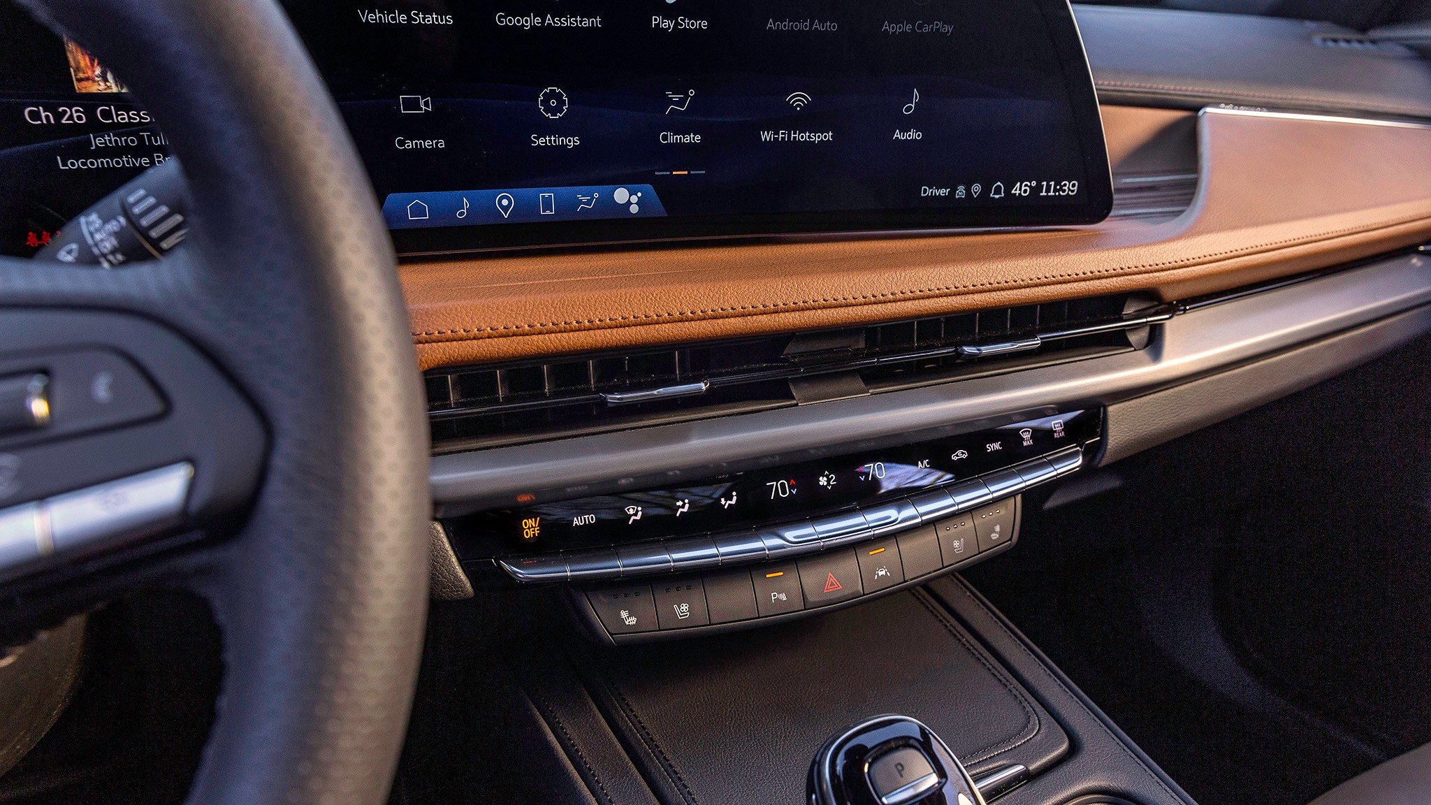 033 2025 Cadillac XT4 Sport AWD interior