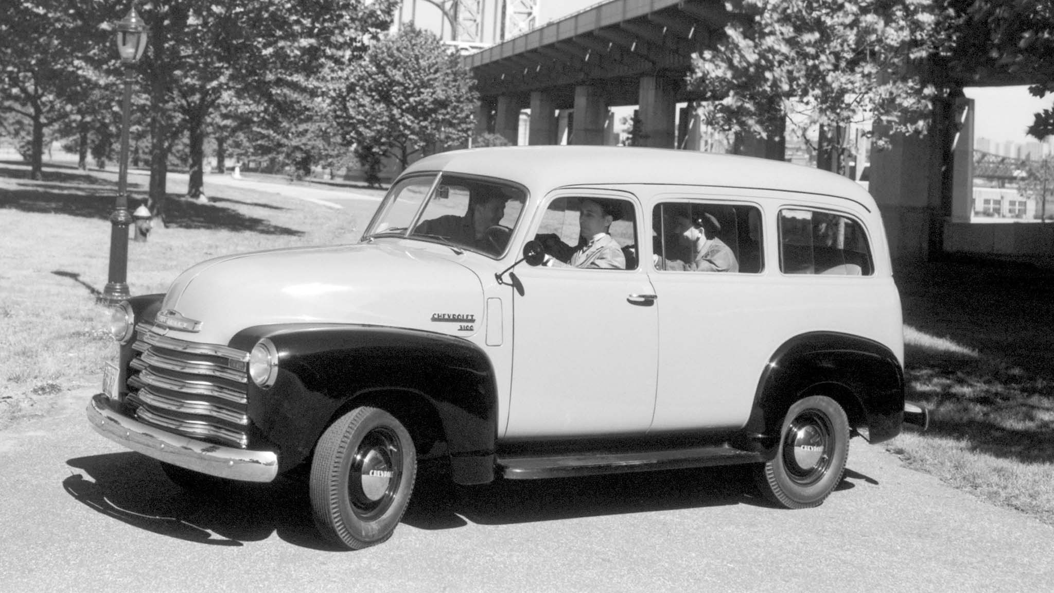 1949 Suburban Gen 4 01