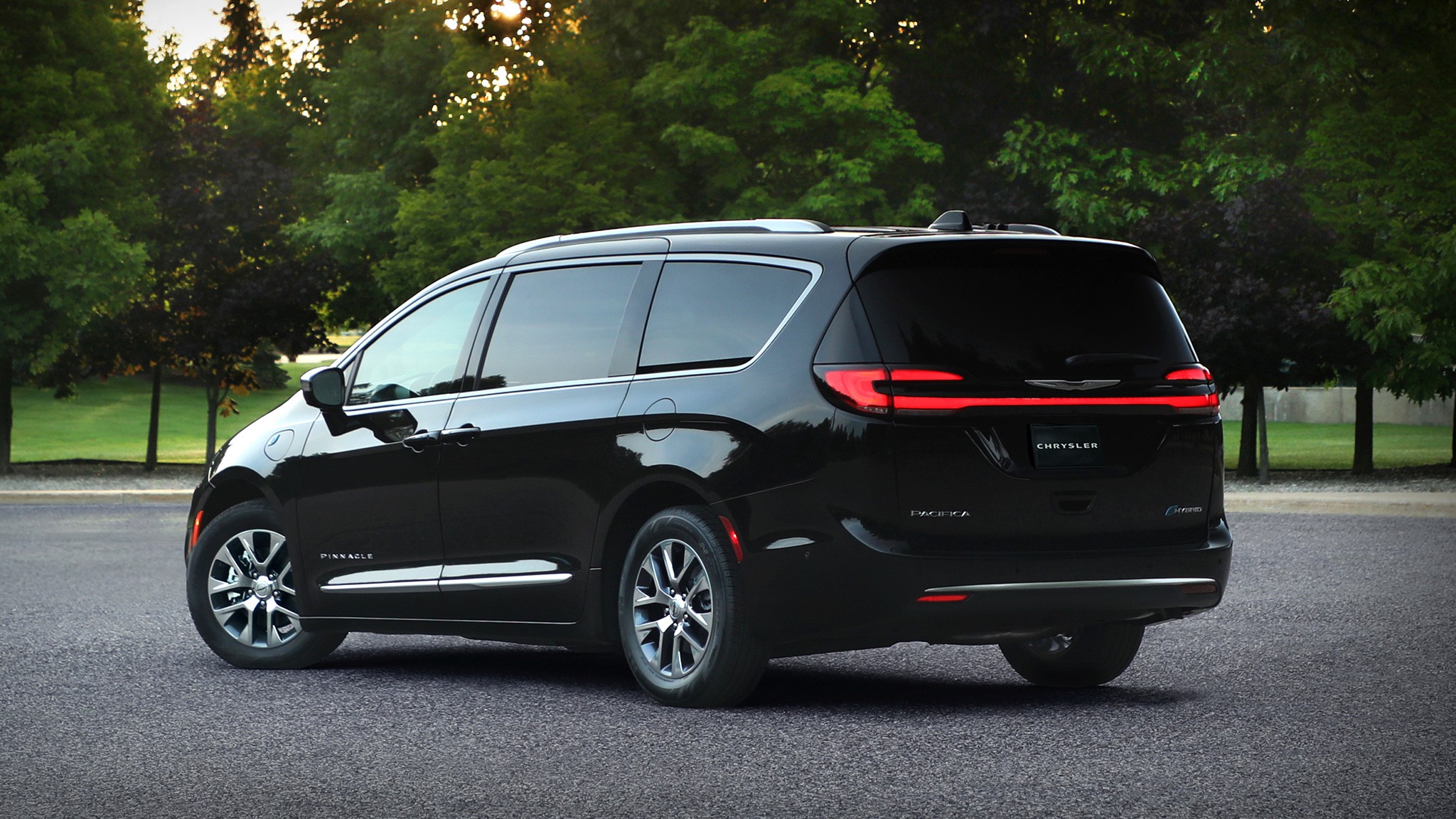 3 2025 Chrysler Pacifica PHEV Hybrid rear view