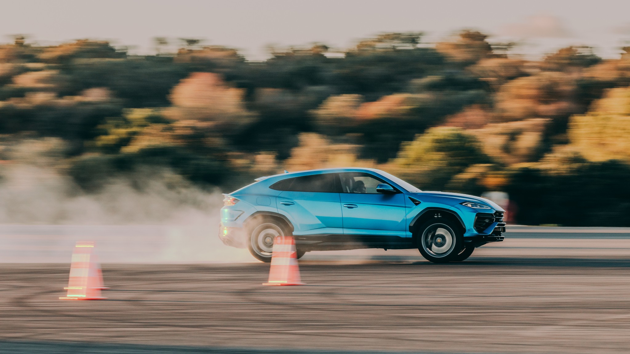 02 2024 lamborghini urus se