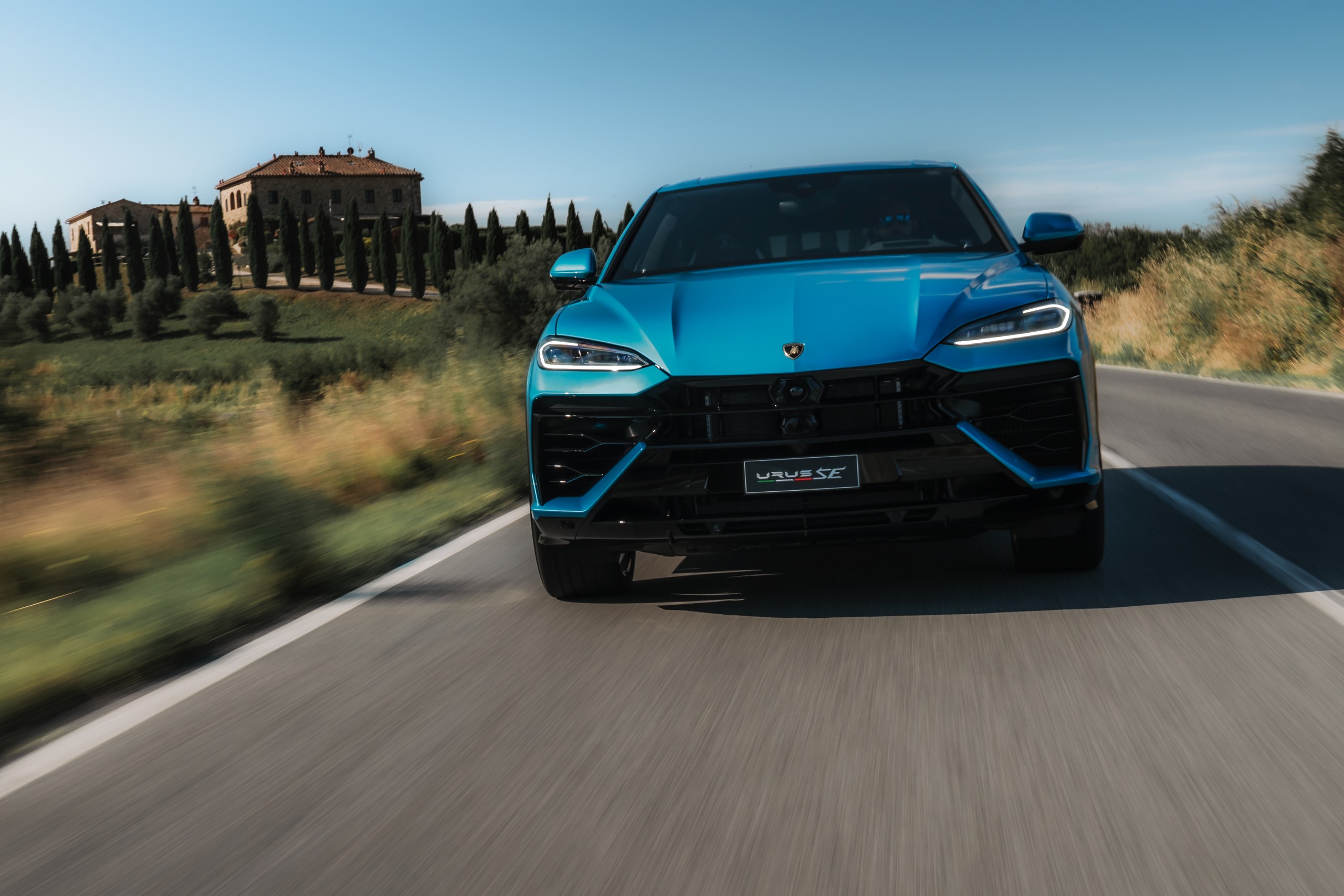 17 2024 lamborghini urus se