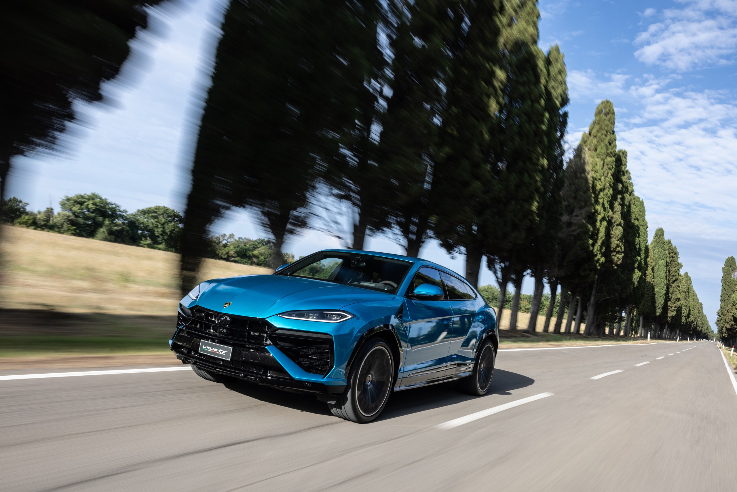 24 2024 lamborghini urus se
