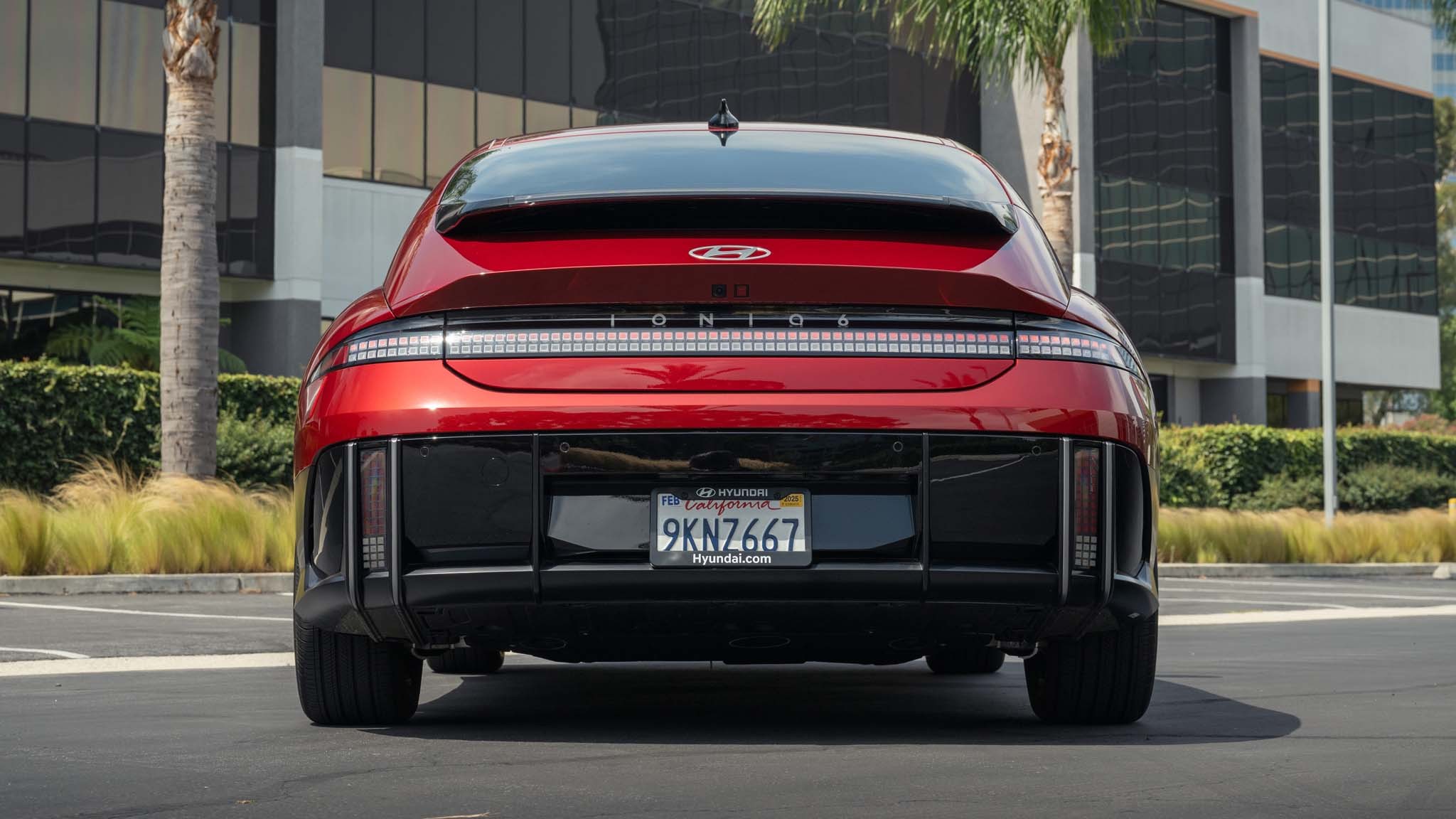 008 2024 hyundai ioniq 6 SE rear view