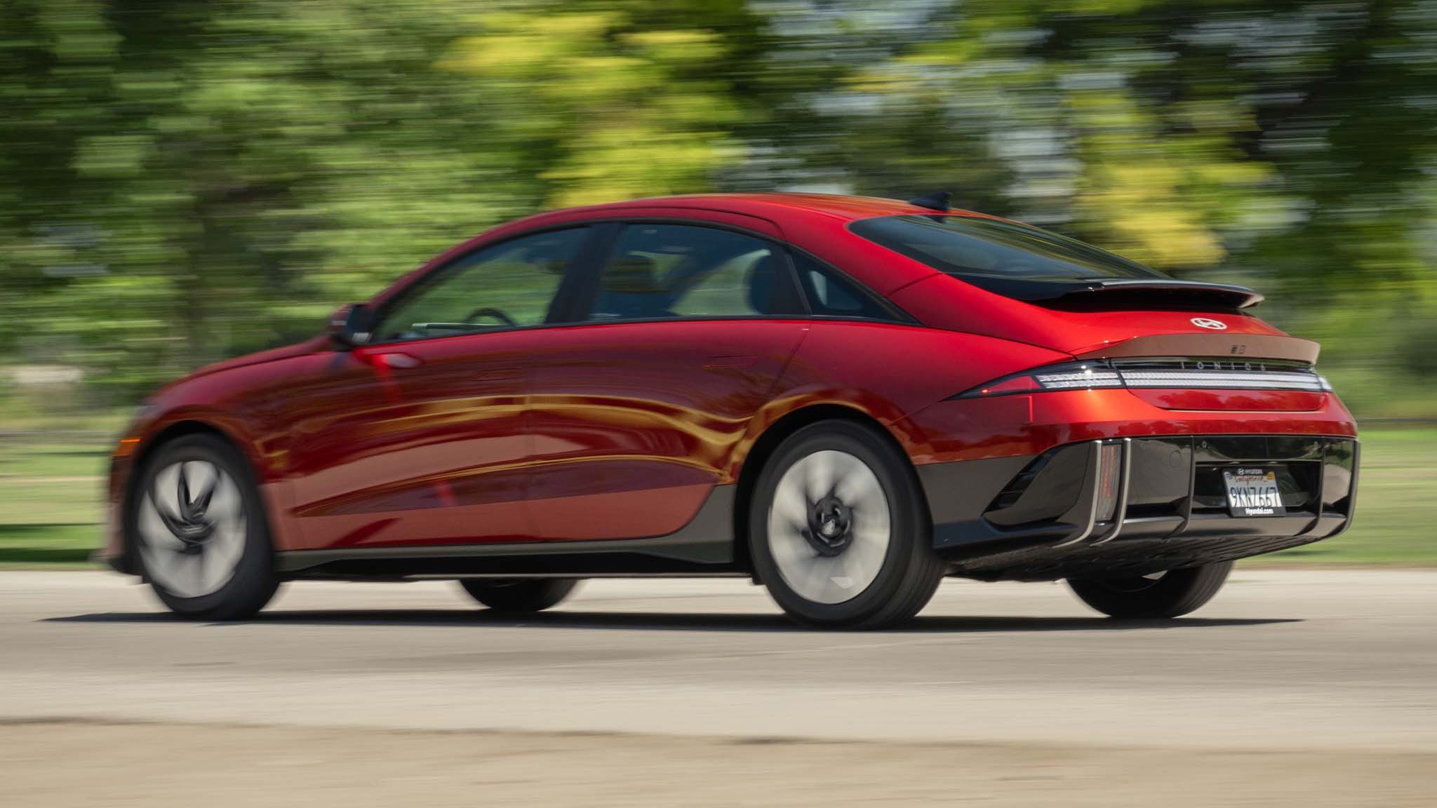 011 2024 hyundai ioniq 6 SE