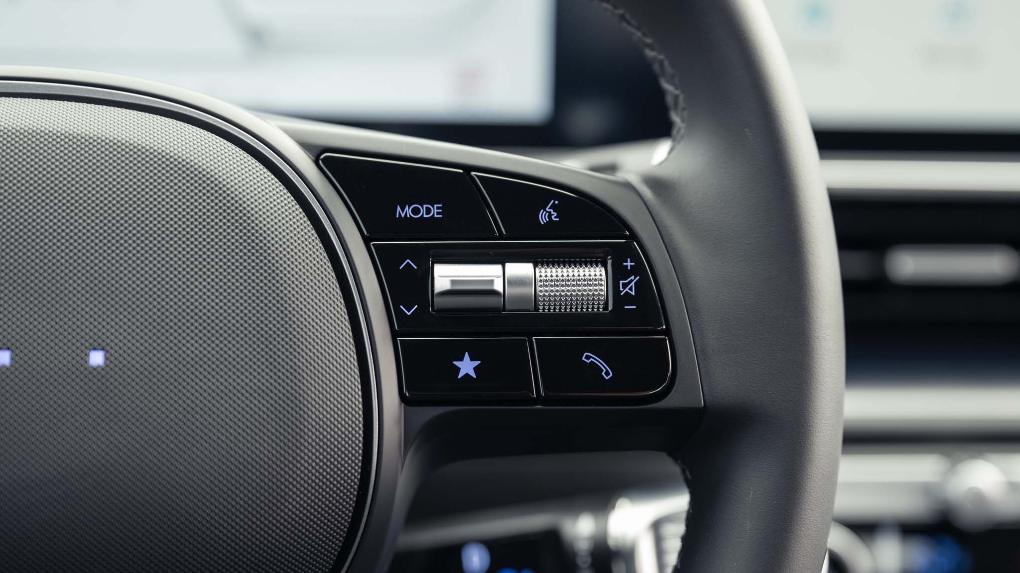 040 2024 hyundai ioniq 6 SE