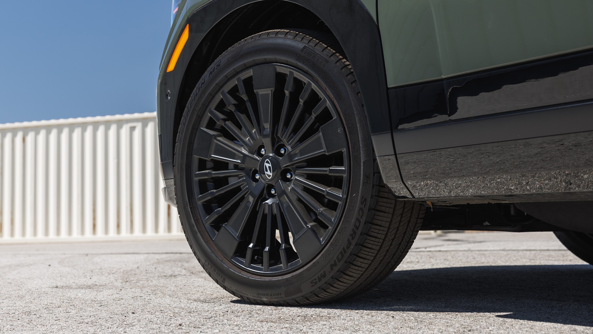 010 2024 Hyundai Sante Fe Hybrid AWD Caligraphy