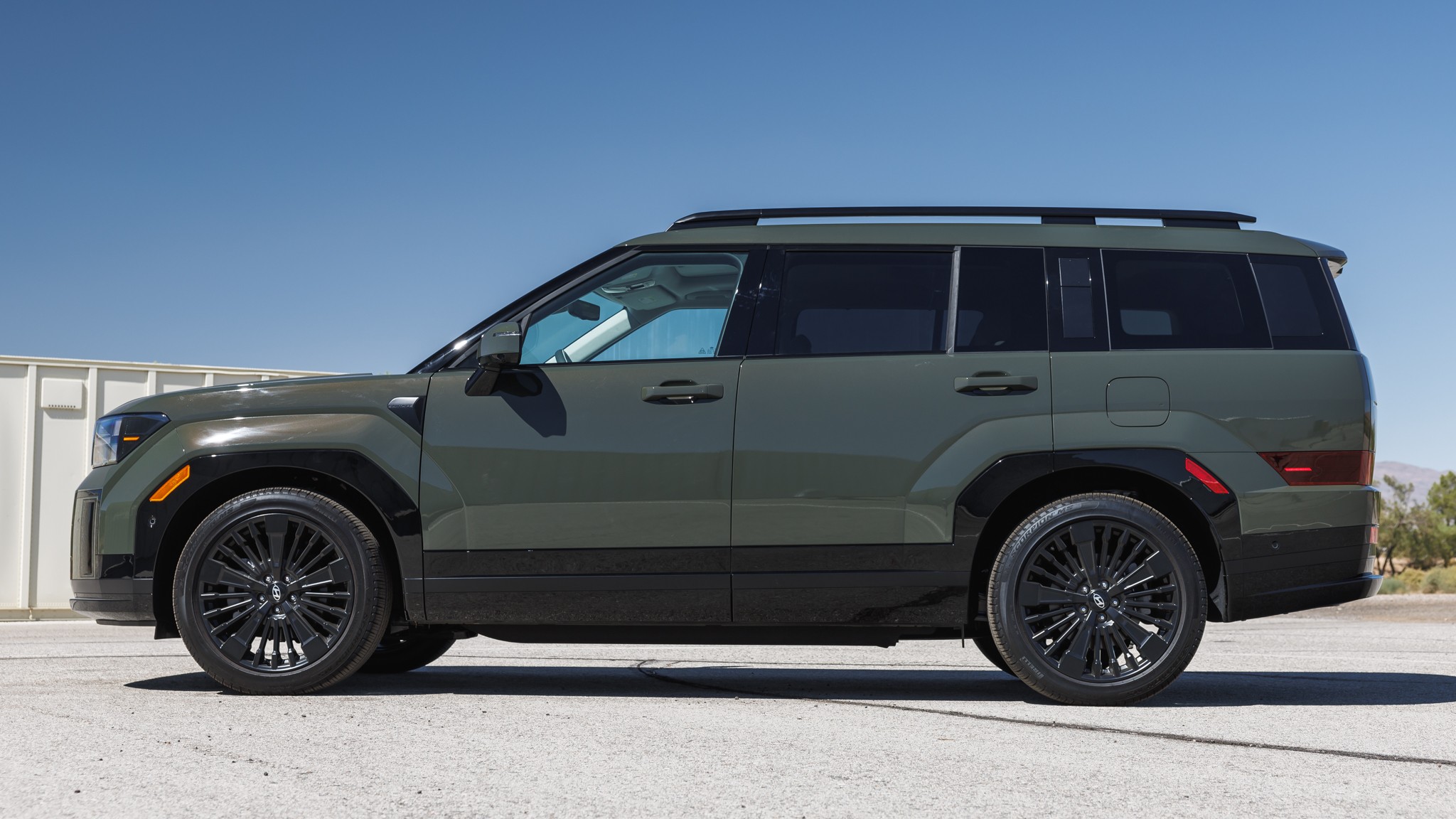 011 2024 Hyundai Sante Fe Hybrid AWD Caligraphy