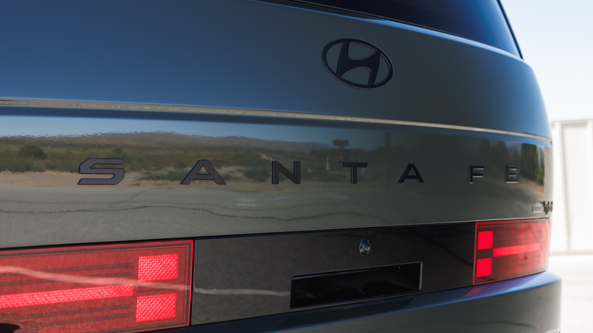 012 2024 Hyundai Sante Fe Hybrid AWD Caligraphy