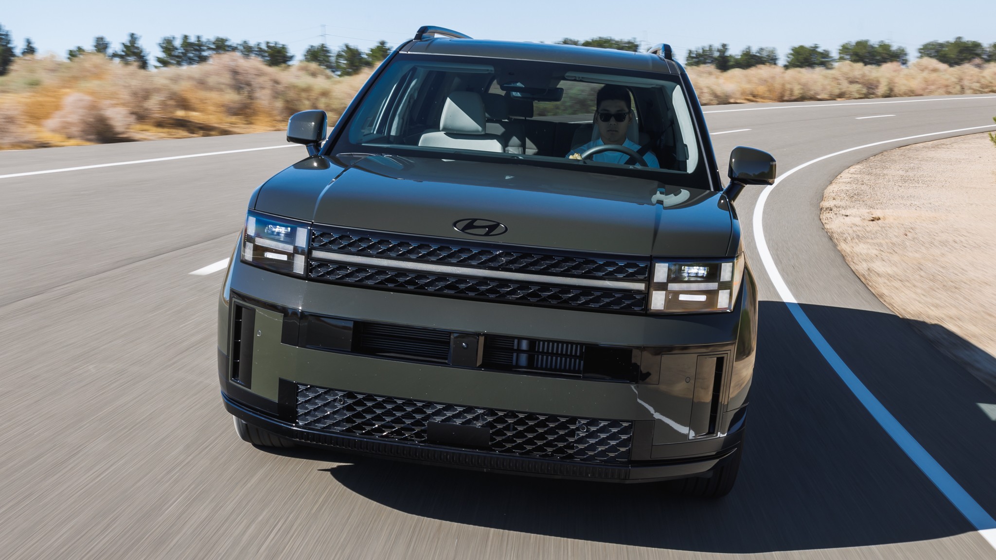 016 2024 Hyundai Sante Fe Hybrid AWD Caligraphy