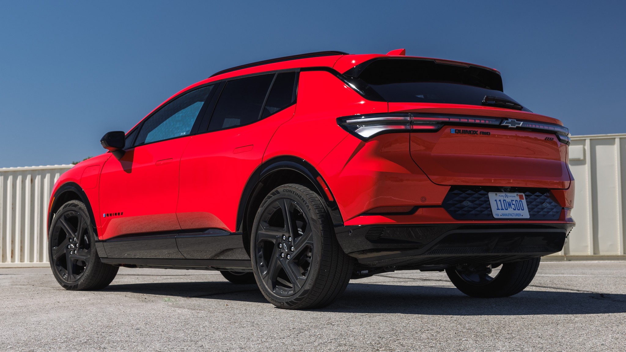 002 2024 Chevrolet Equinox EV AWD Rear Quarter Static