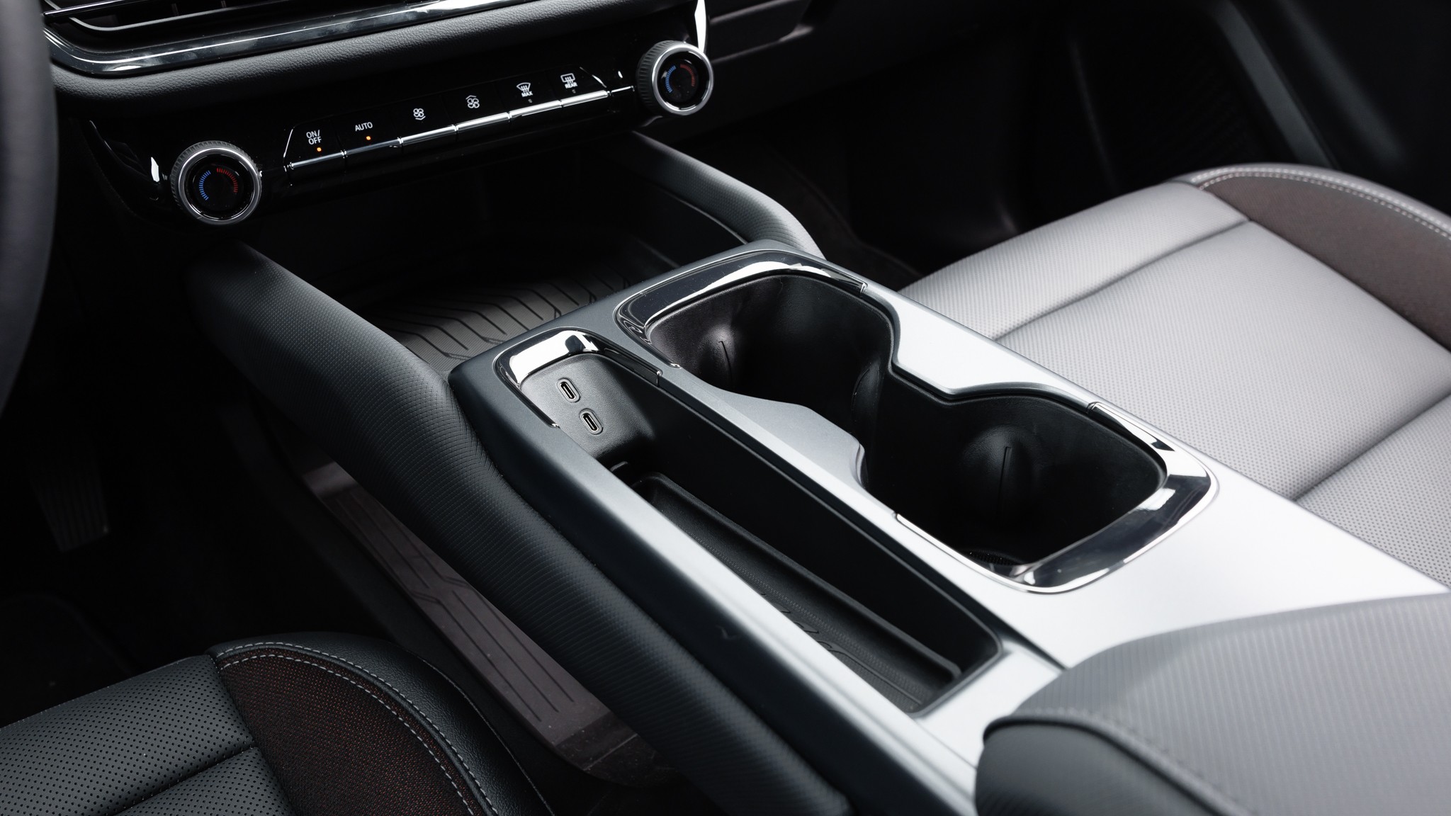 009 2024 Chevrolet Equinox EV AWD